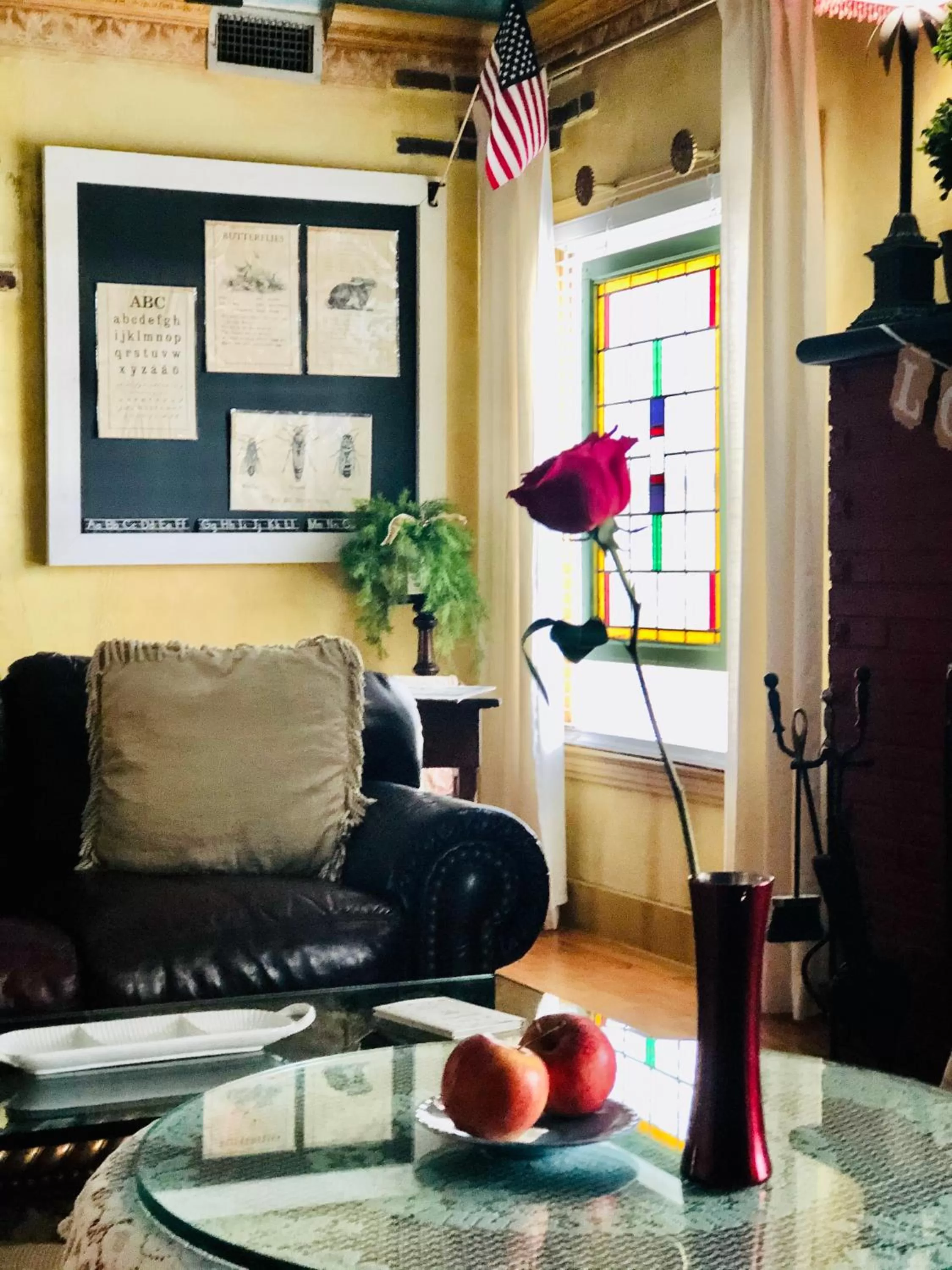 Decorative detail in The Old Liberty Schoolhouse