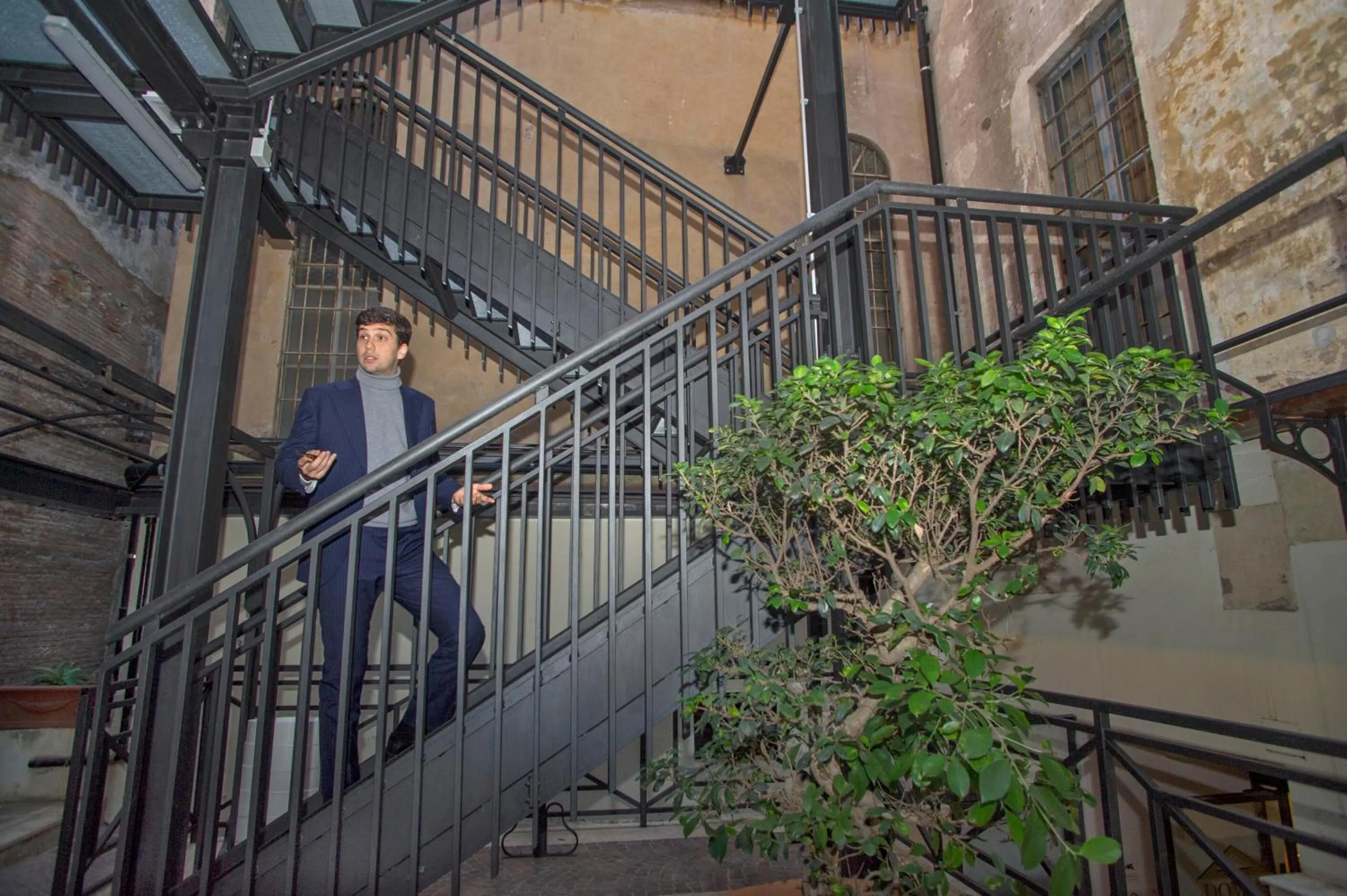 Property building in Domus Sessoriana