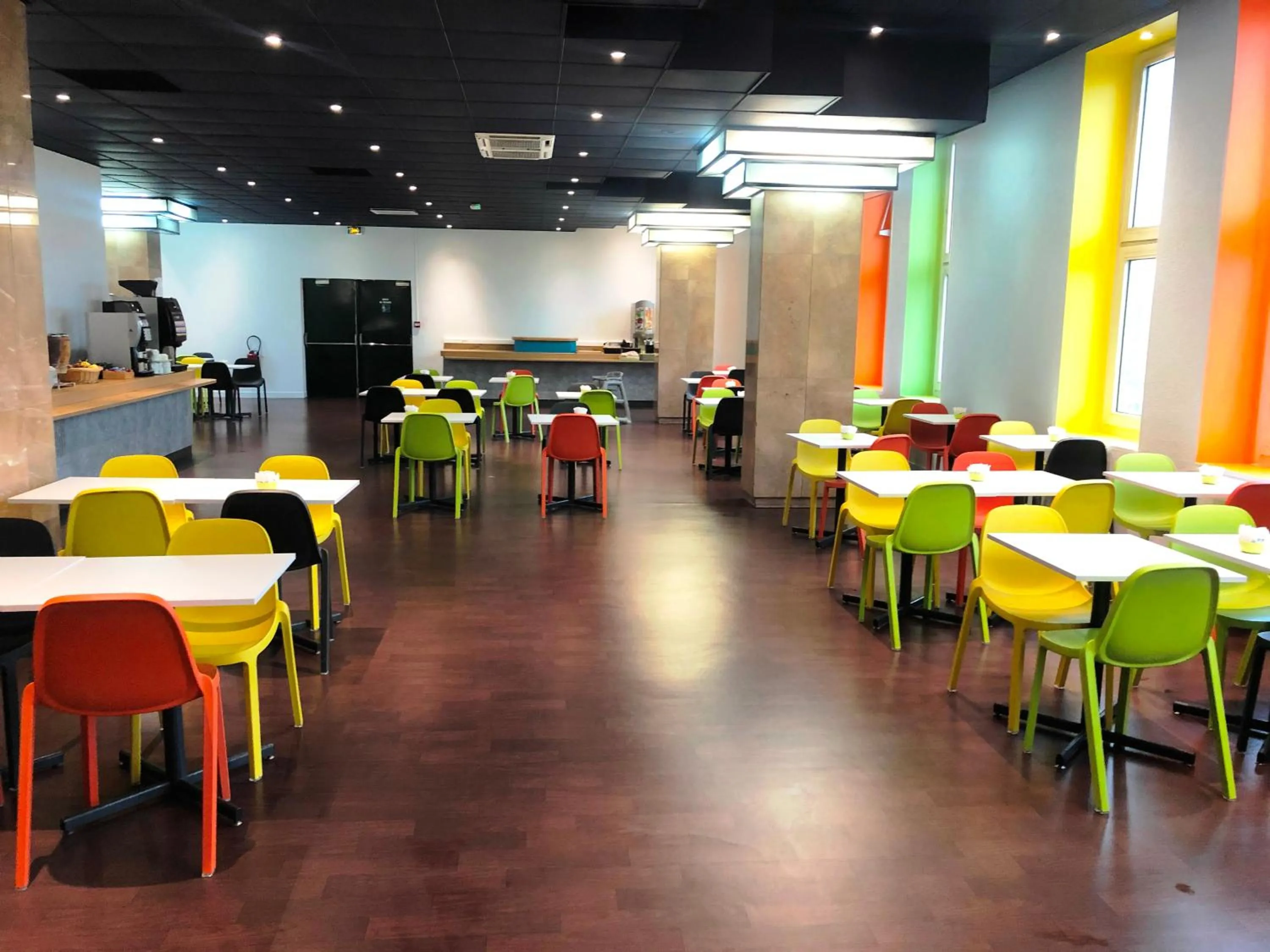 Restaurant/places to eat in ibis budget Paris Porte de Bercy