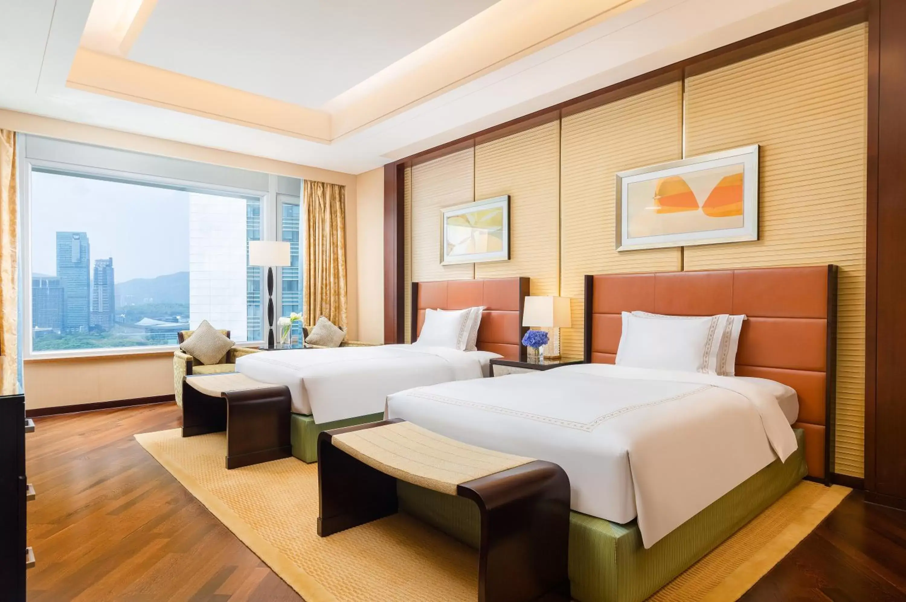 Club Executive Twin Bed Suite in The Ritz-Carlton, Shenzhen Club Executive Twin Bed Suite in The Ritz-Carlton, Shenzhen