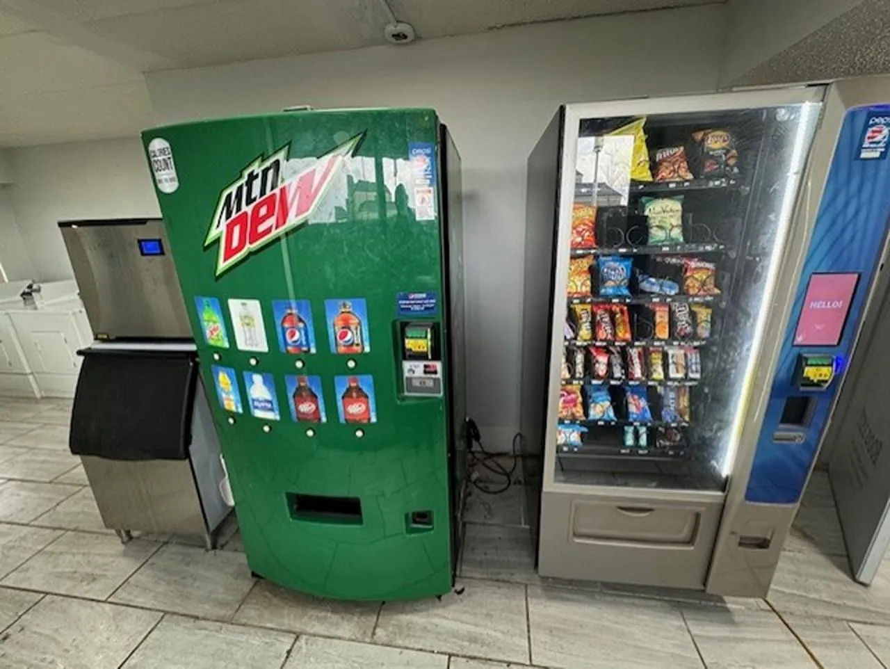 Property building in Motel 6-Cedar Rapids, IA