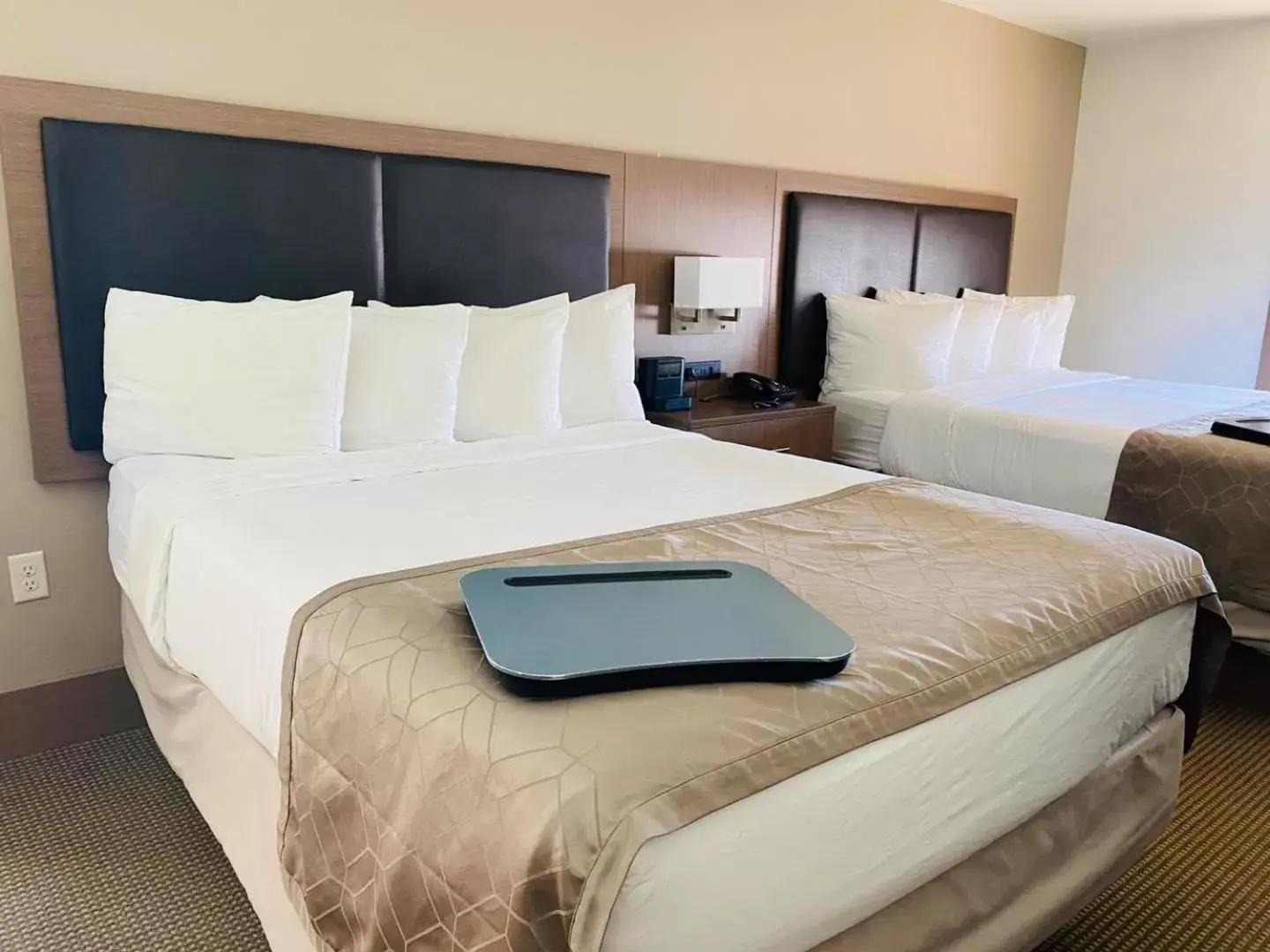 Deluxe Double Room in Historic Hotel Arvon Deluxe Double Room in Historic Hotel Arvon