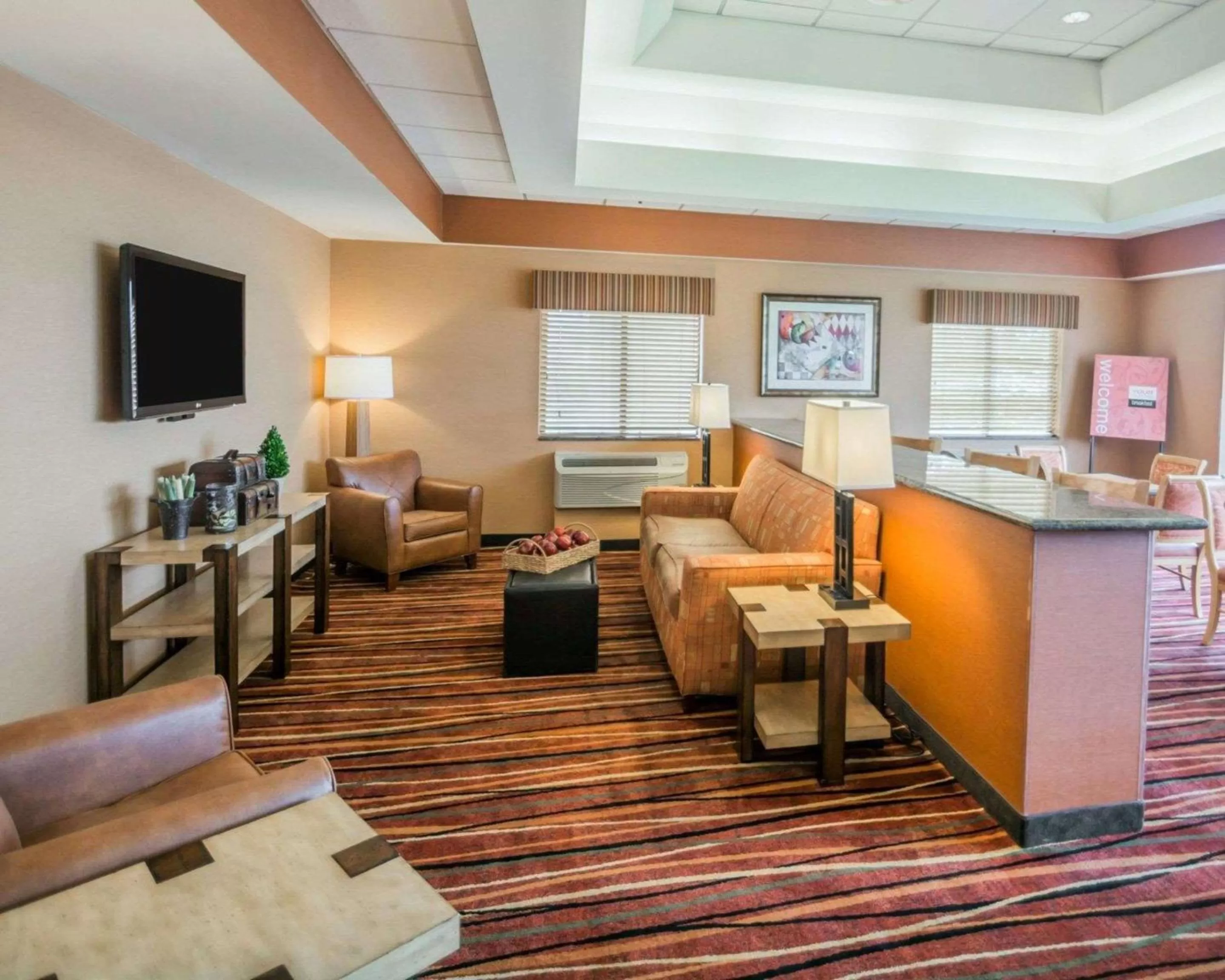 Lobby or reception in Comfort Inn - NYS Fairgrounds