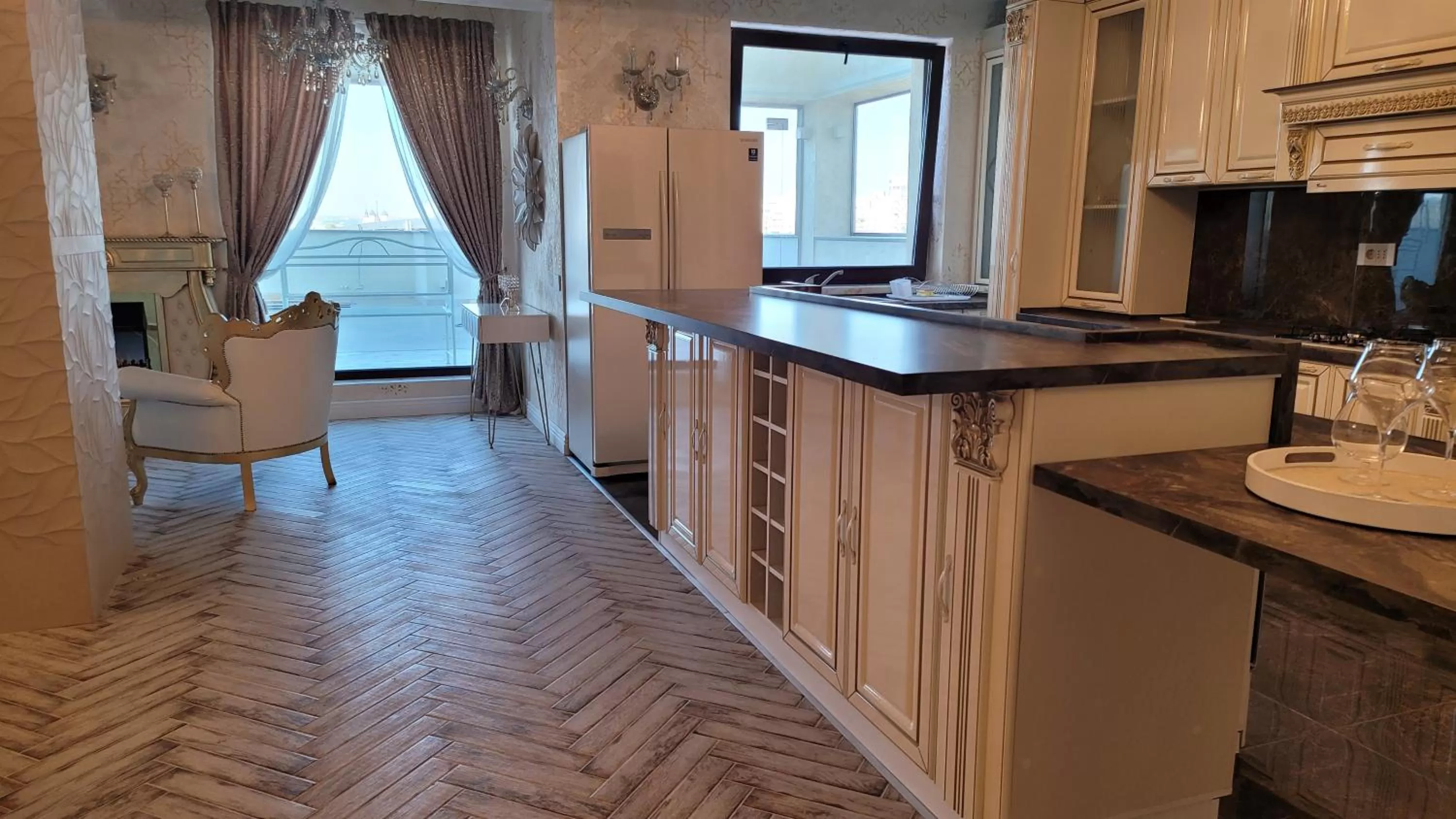 Dining area, Kitchen/Kitchenette in Terrace Suites Iasi