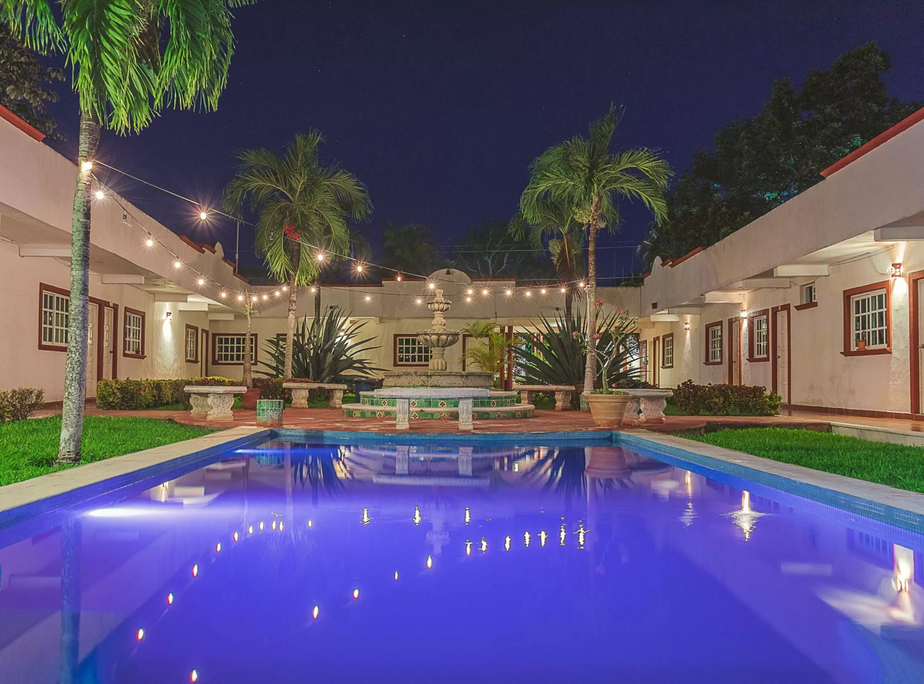 Property building in Hotel Lagoon - Pet Friendly