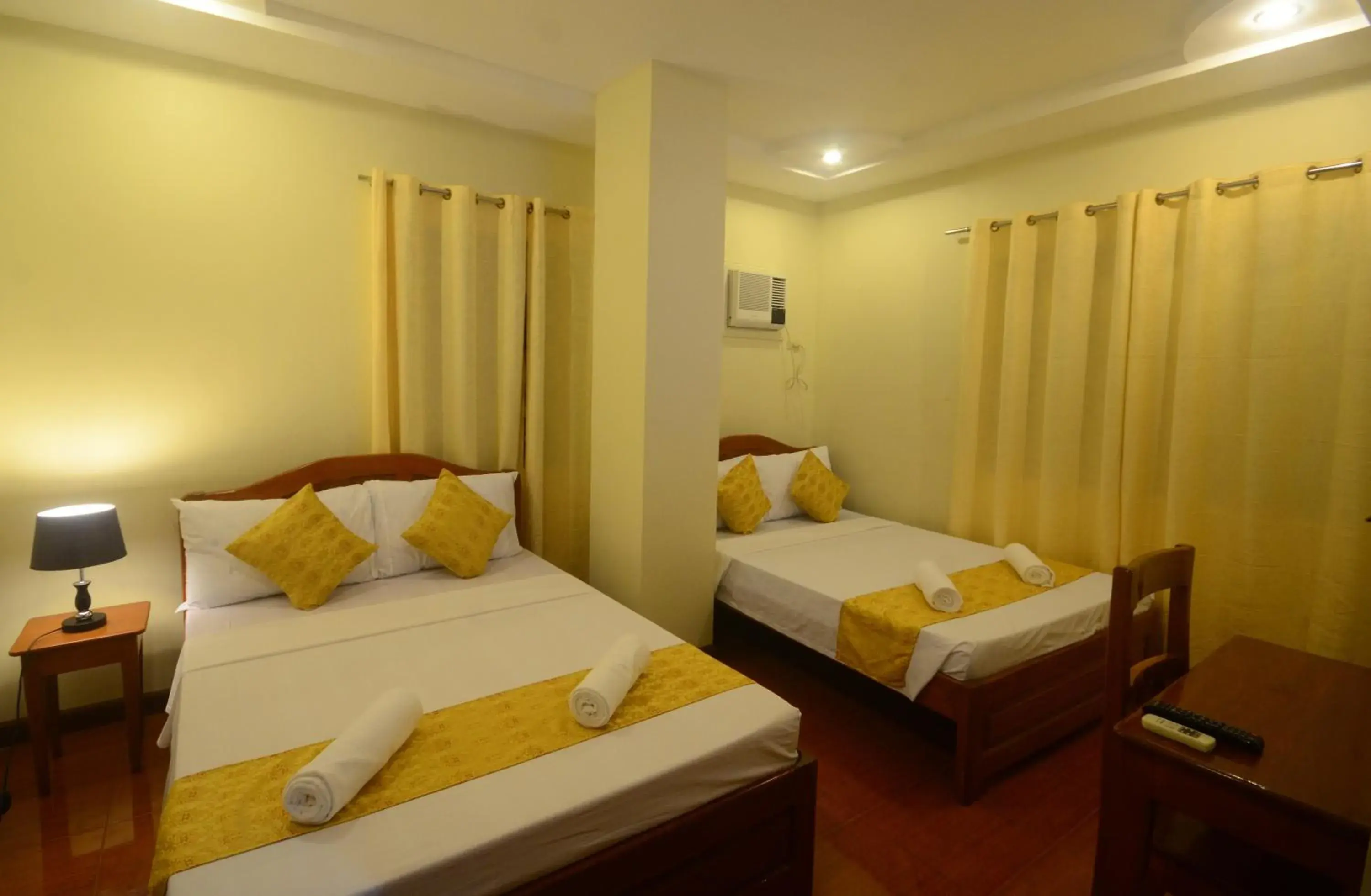 Deluxe Quadruple Room in Angelic Mansion Deluxe Quadruple Room in Angelic Mansion