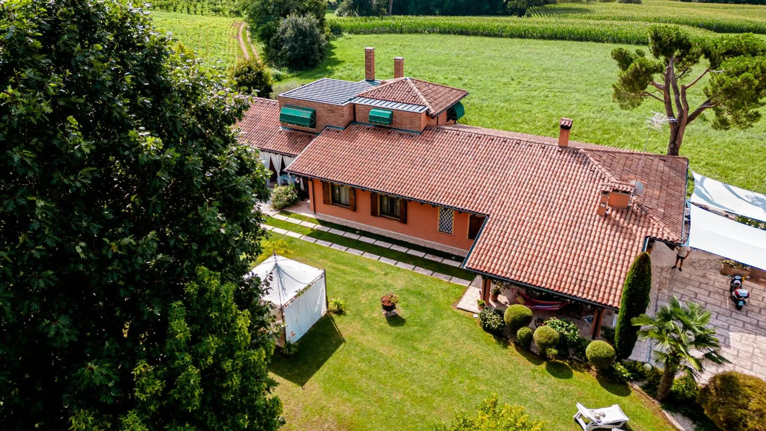 Natural landscape, Bird's-eye View in B&B Sweet Dreams