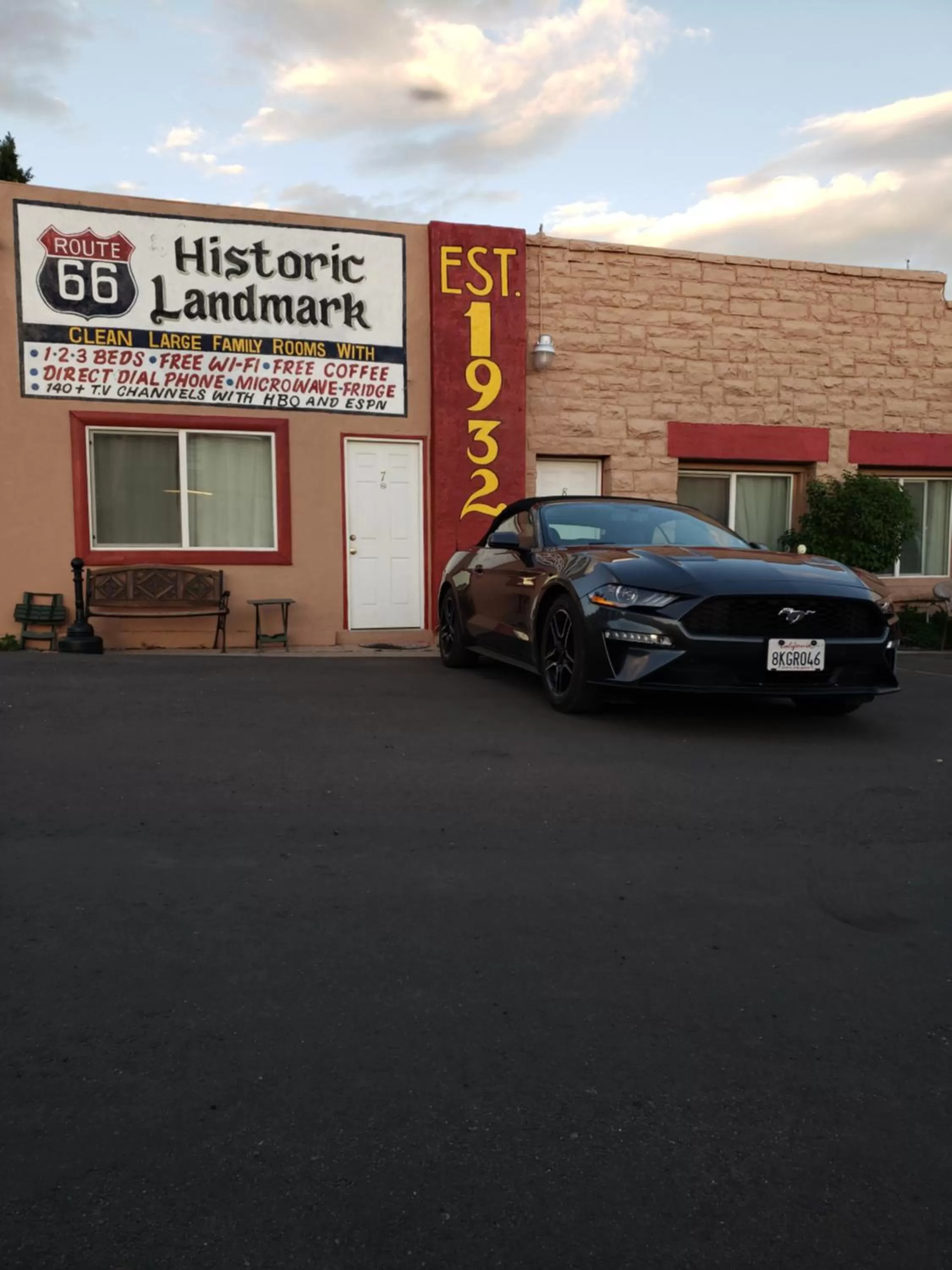 Property logo or sign in Deluxe Inn