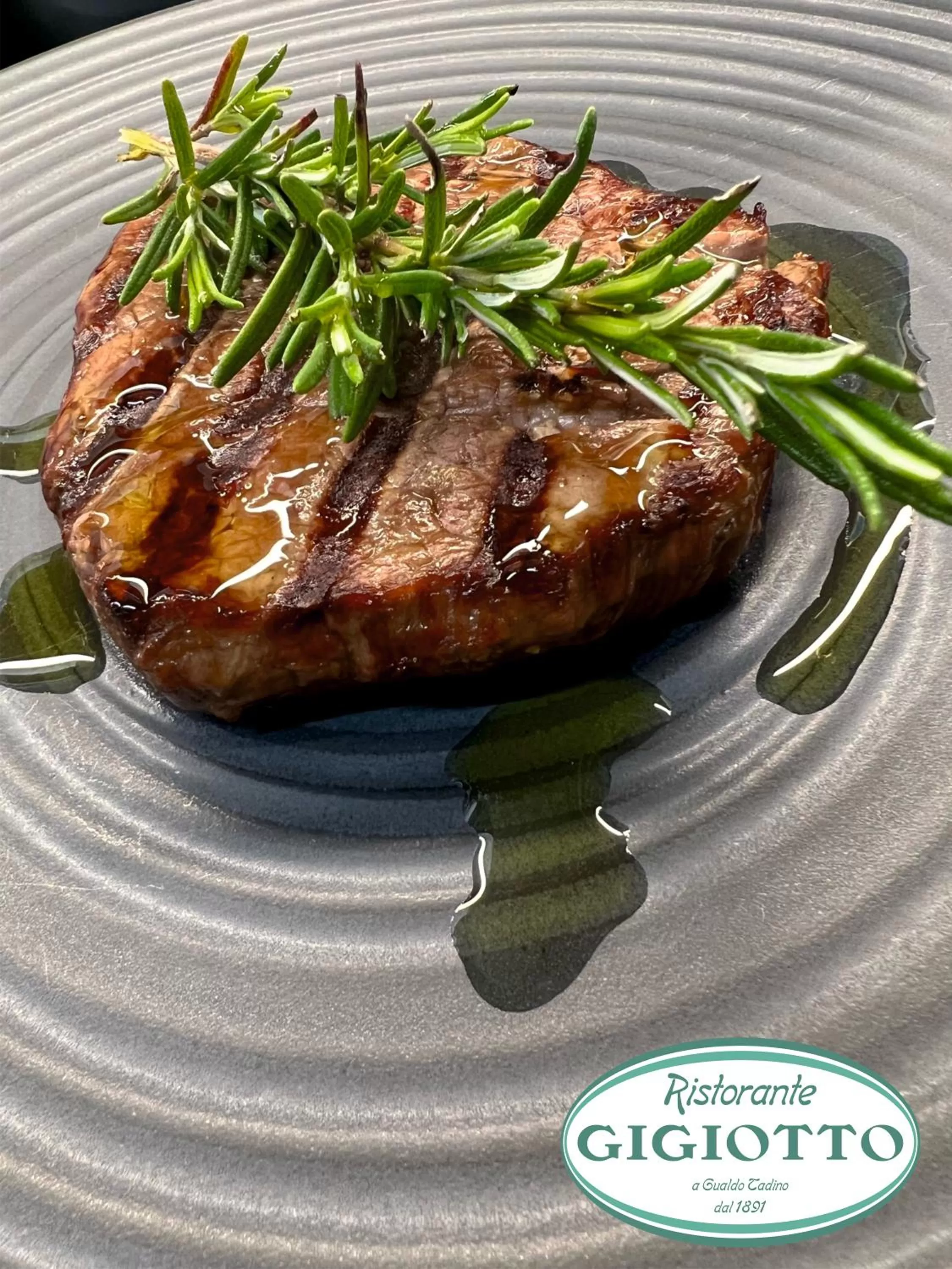 Food in GG8 Hotel & Suite SPA