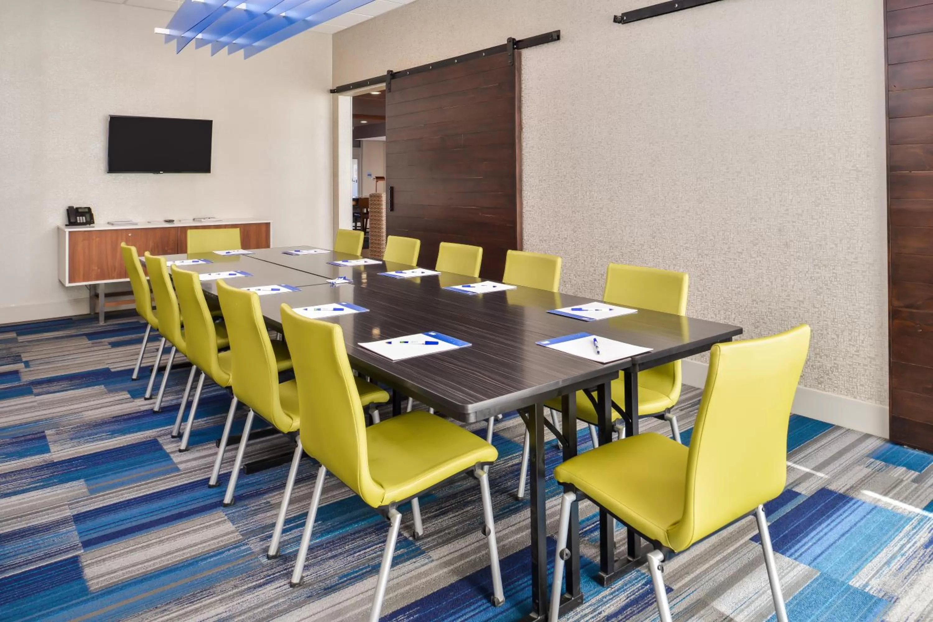 Meeting/conference room in Holiday Inn Express & Suites - Van Horn by IHG