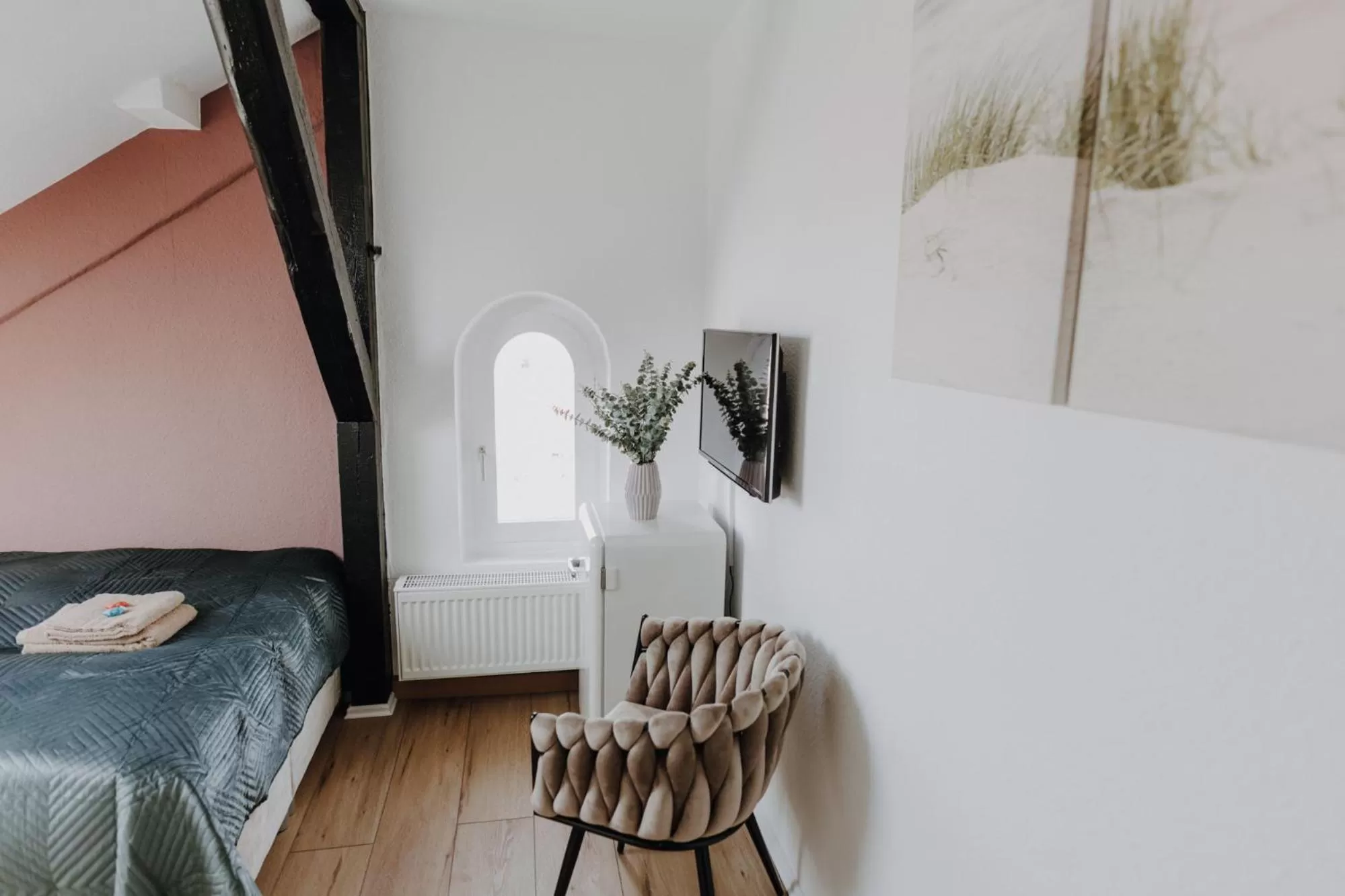 Photo of the whole room, Bed in Hotel Villa Ems