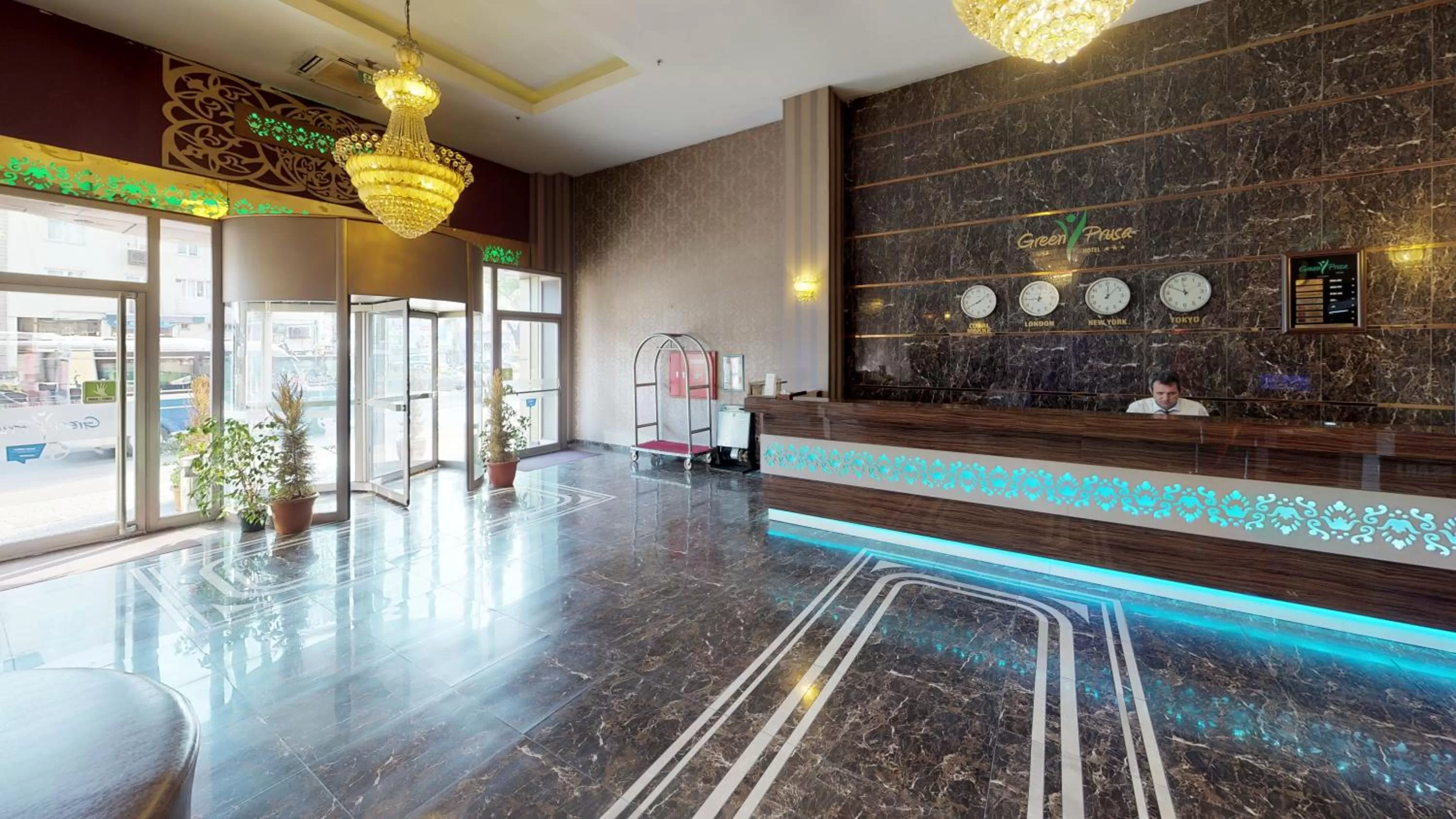 Lobby or reception in Green Prusa Hotel
