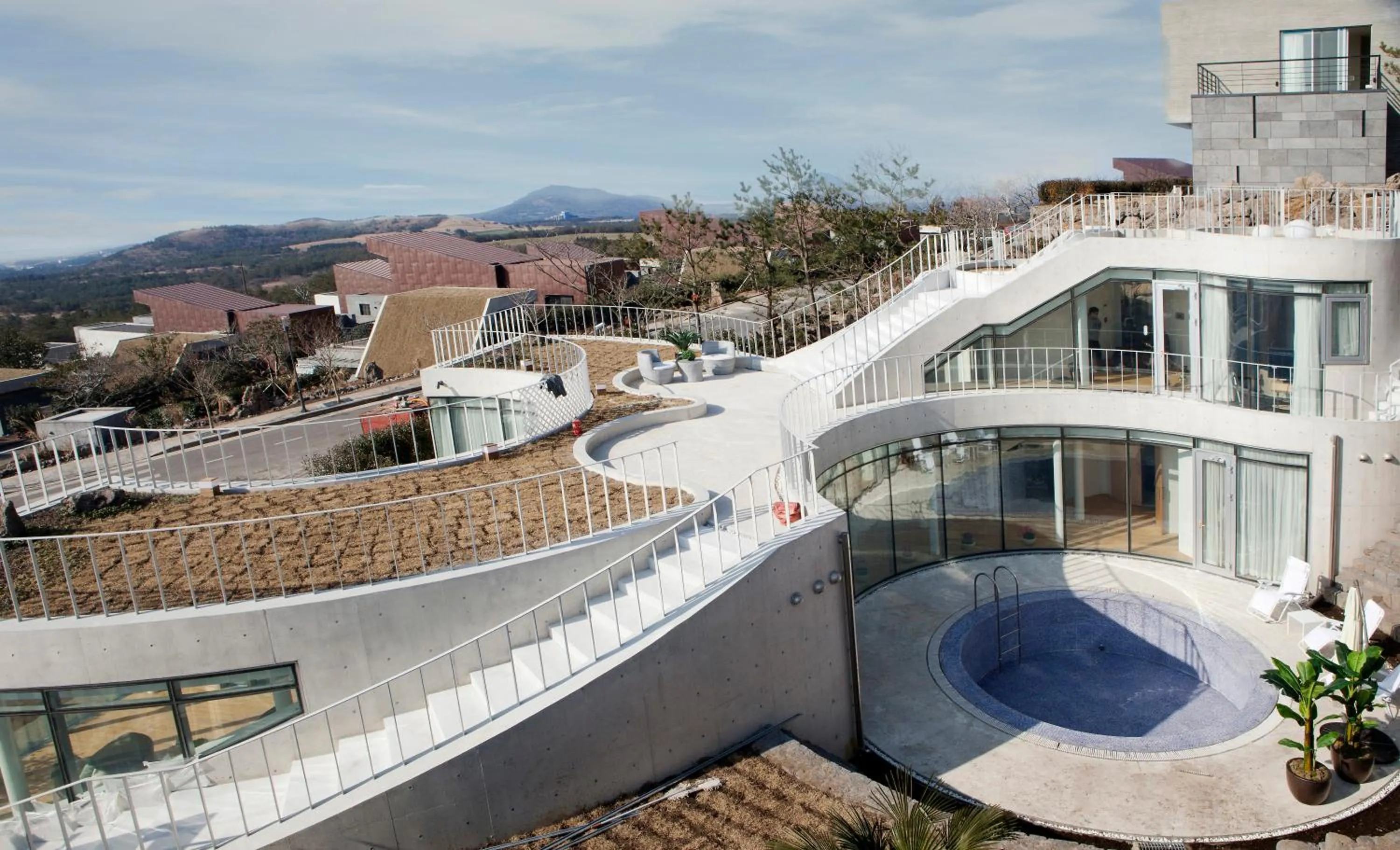 Property building in Lotte Resort Jeju Artvillas