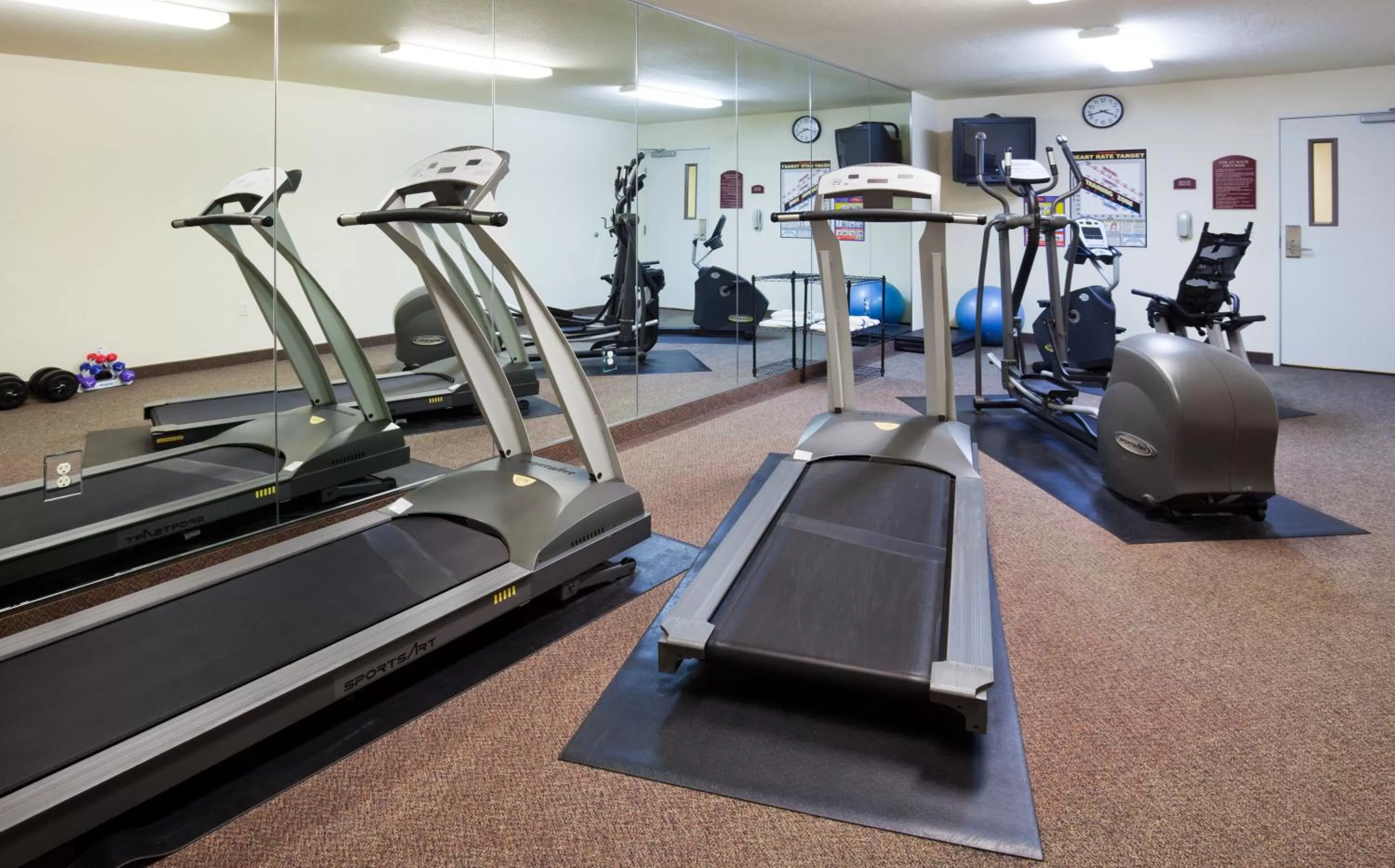 Fitness centre/facilities in Holiday Inn Conference Center Marshfield by IHG
