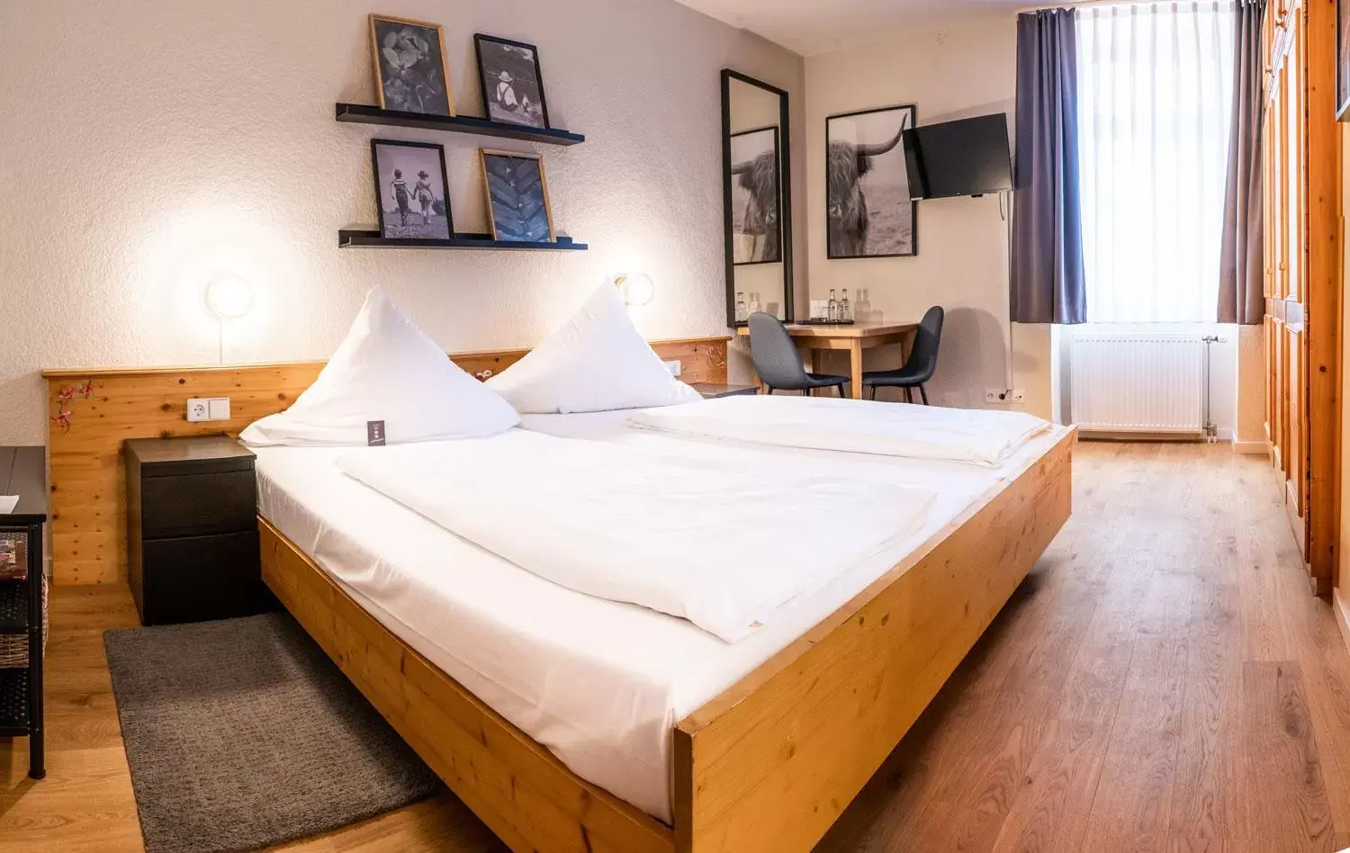 Double Room in Hotel Beim Schupi Karlsruhe Double Room in Hotel Beim Schupi Karlsruhe