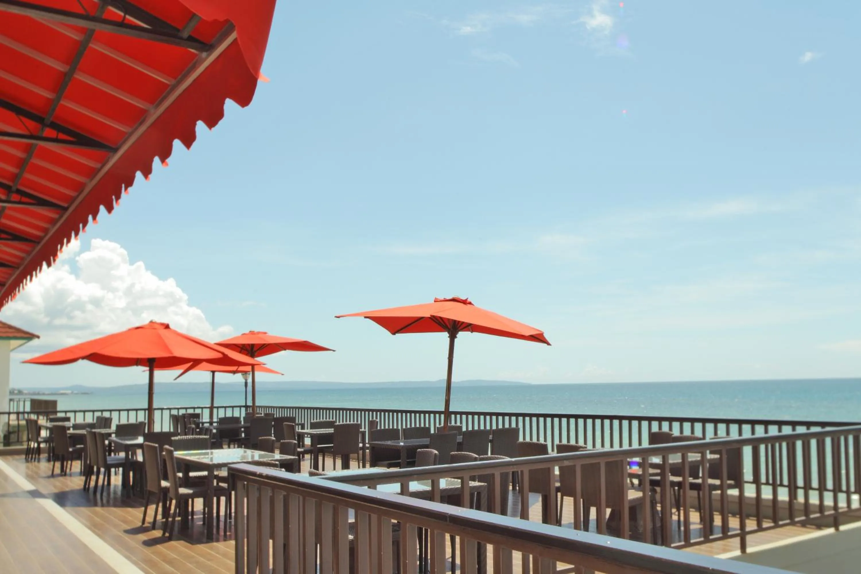 Buffet breakfast in Hotel on The Rock