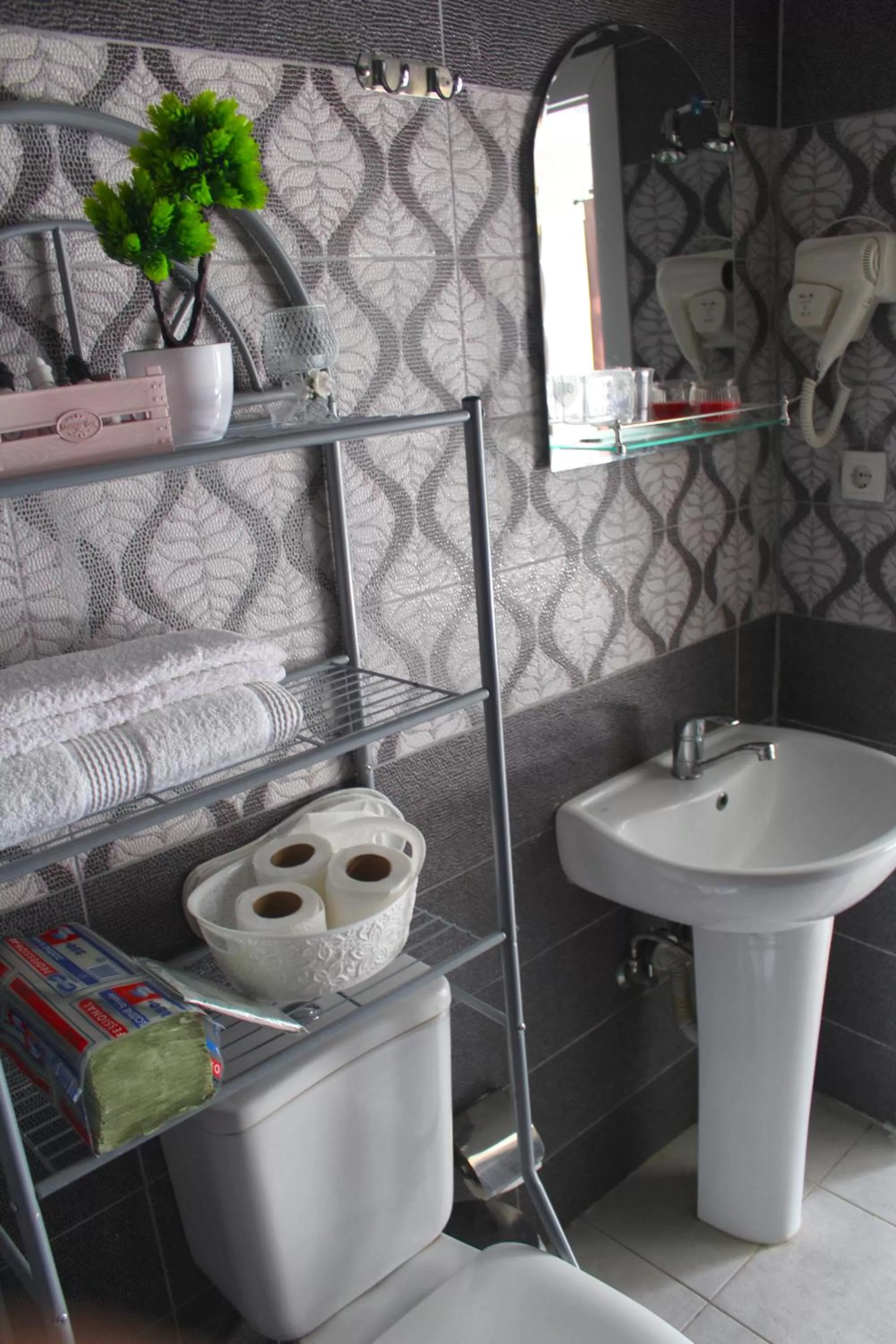 Bathroom in Hotel Kika