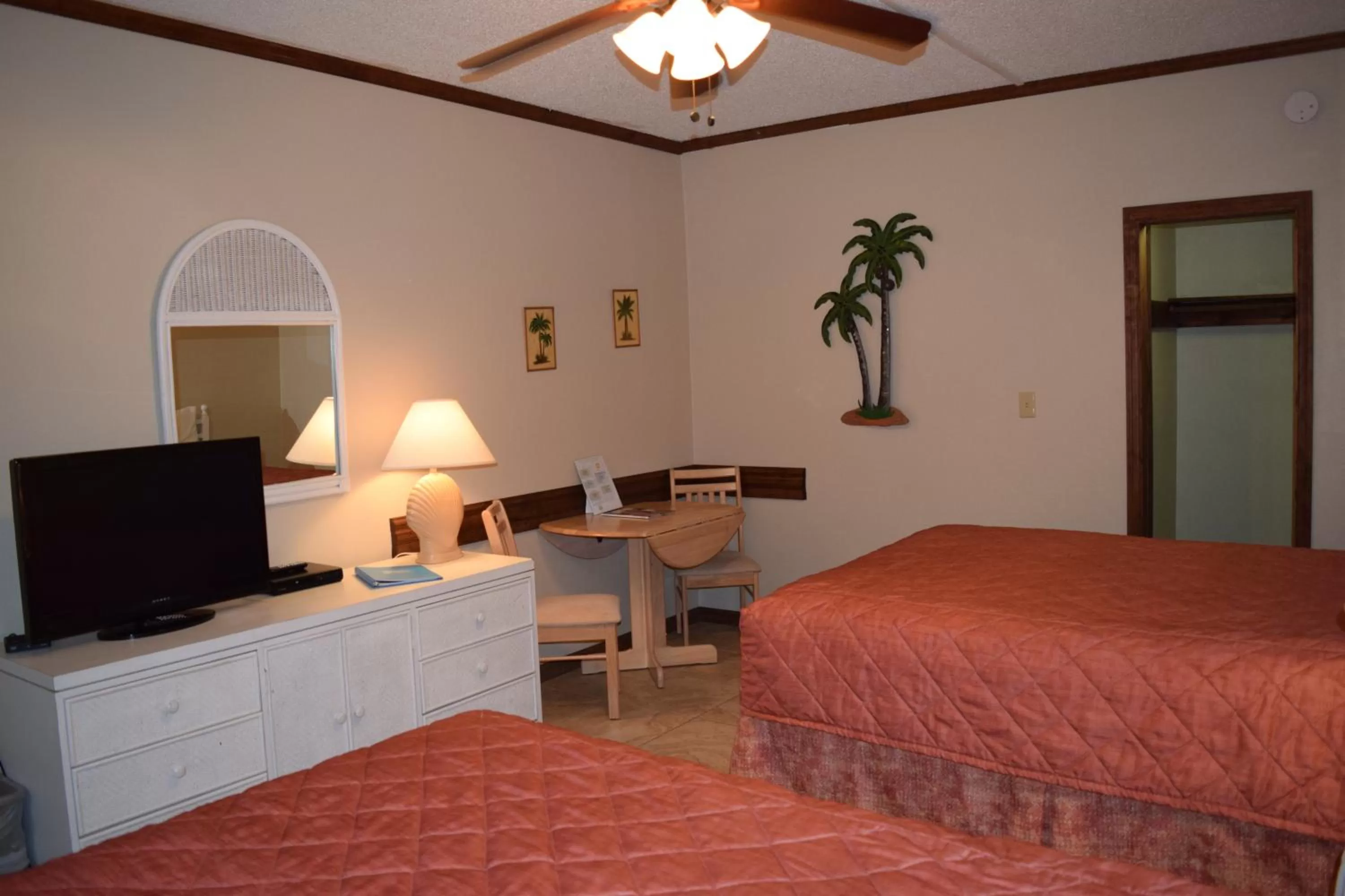 Queen Room with Two Queen Beds in Ocean Landings Resort