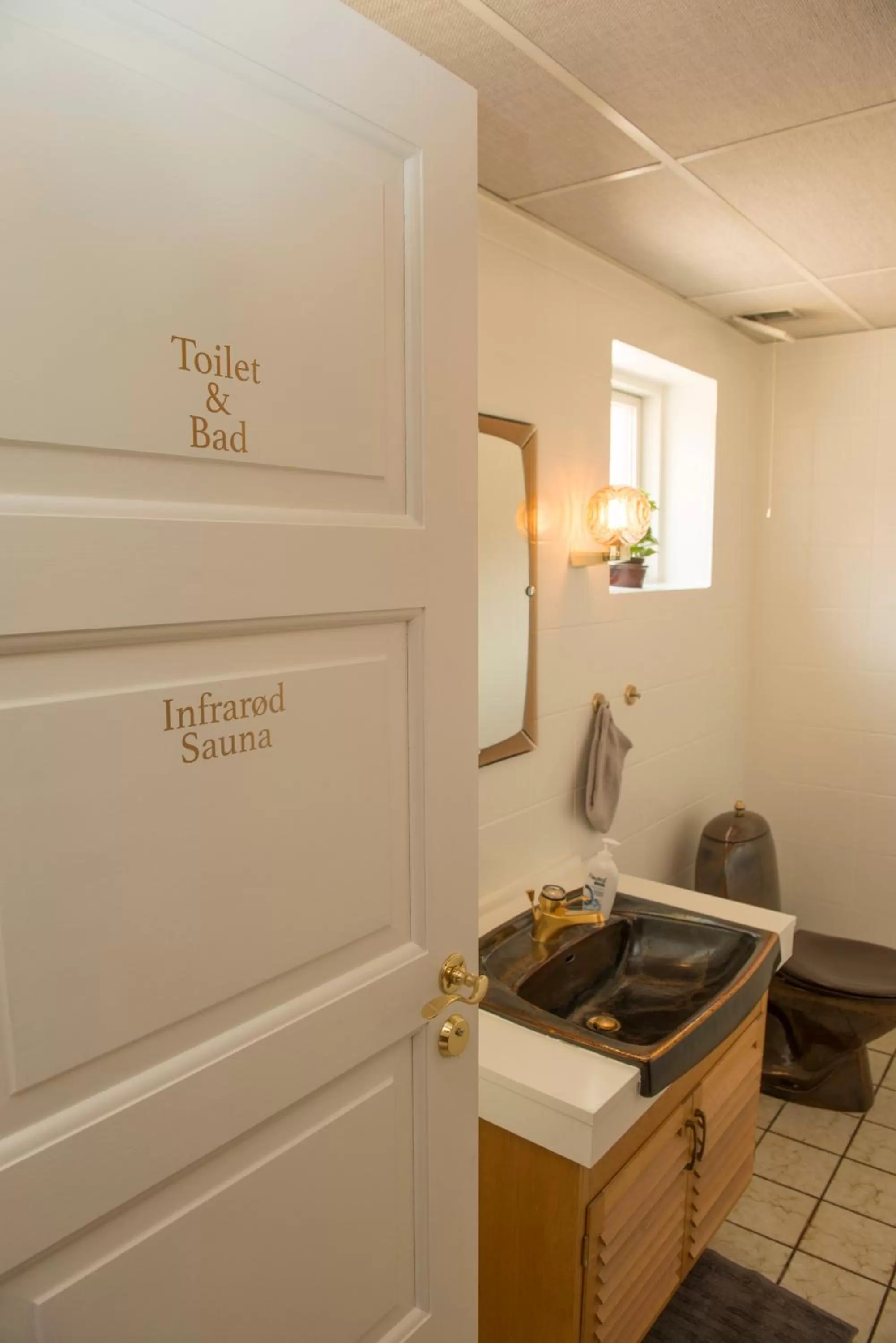 Budget Double Room in Herligheden