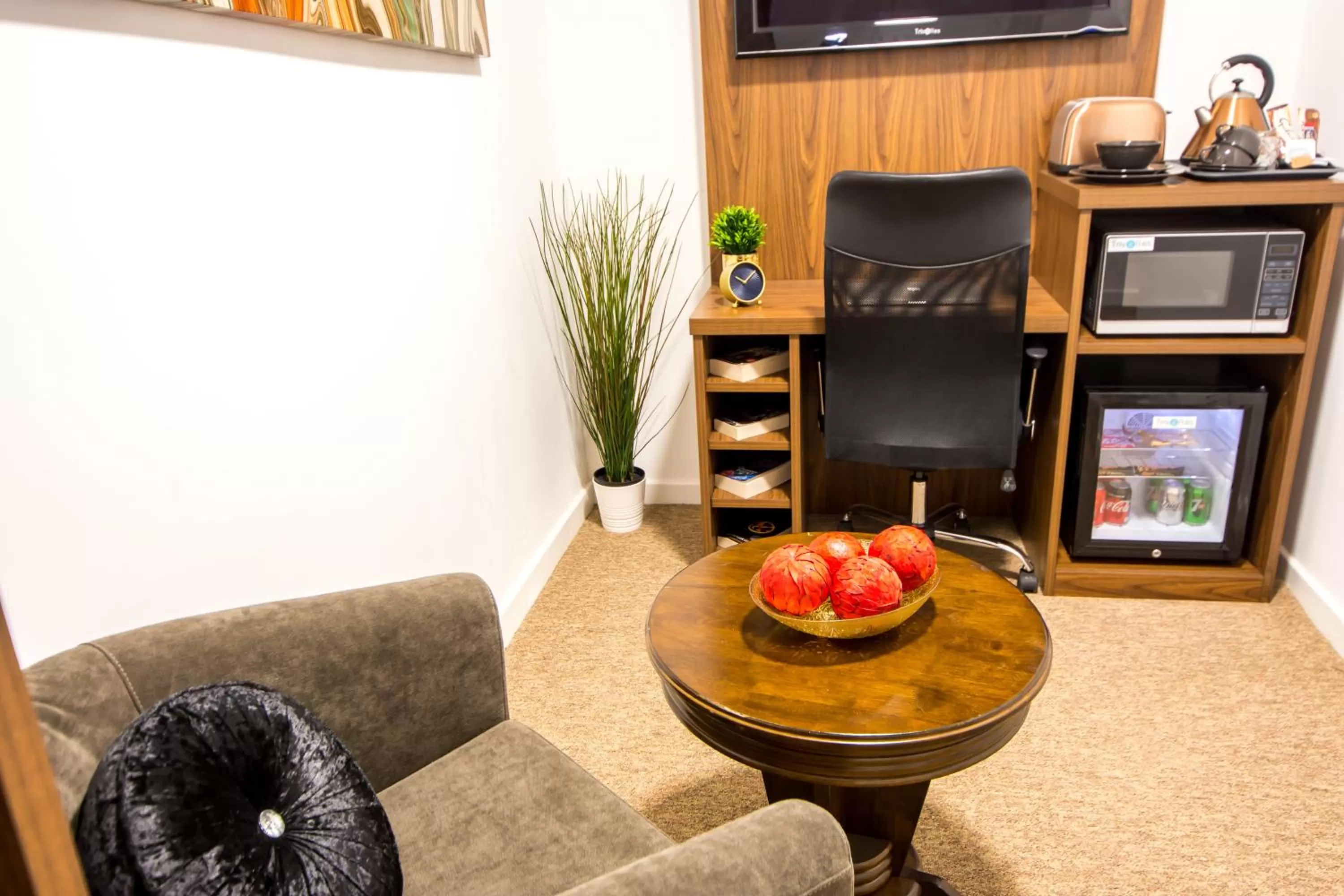 Trivelles Gatwick Hotel & airport Parking