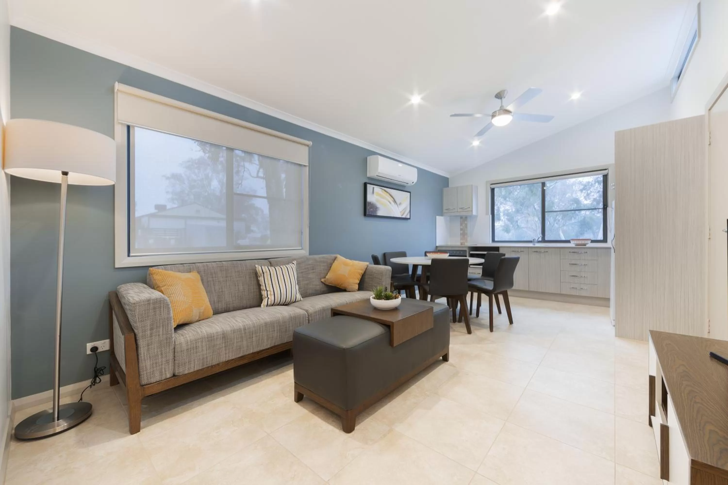 Living room in Alivio Tourist Park Canberra