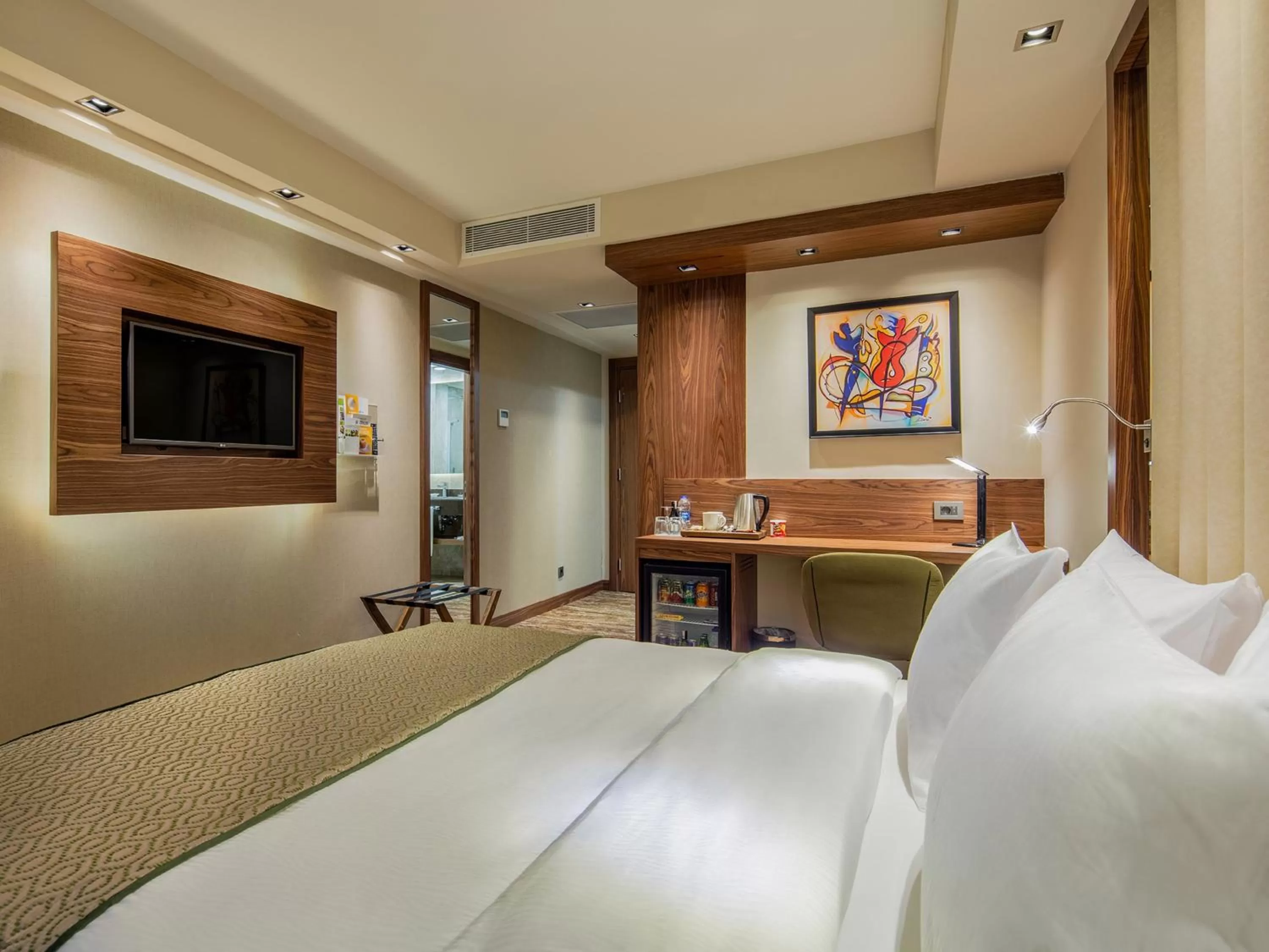 Photo of the whole room, Bed in Holiday Inn Antalya - Lara by IHG