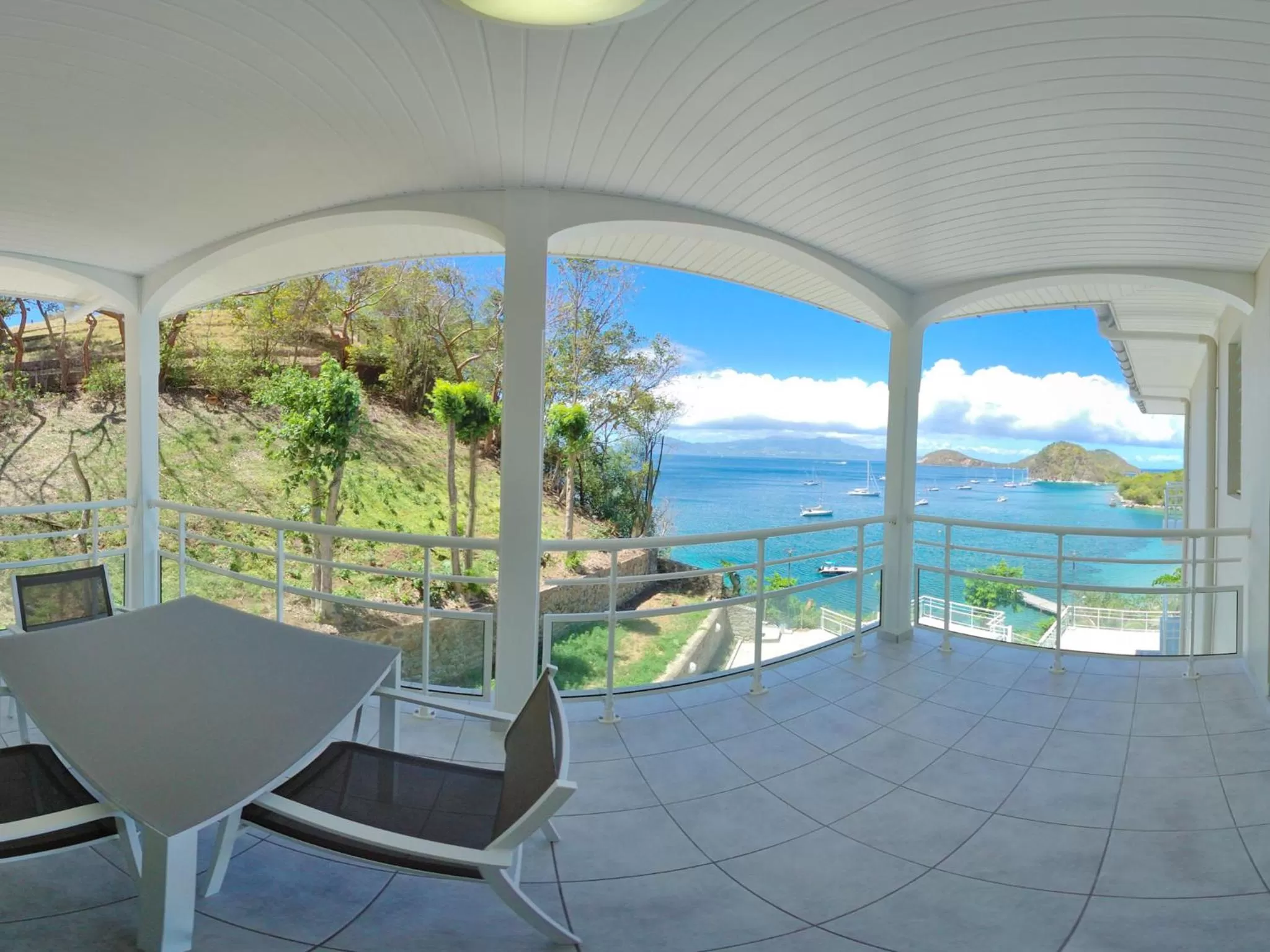 Classic Double Room with Sea View in Hôtel Bois Joli