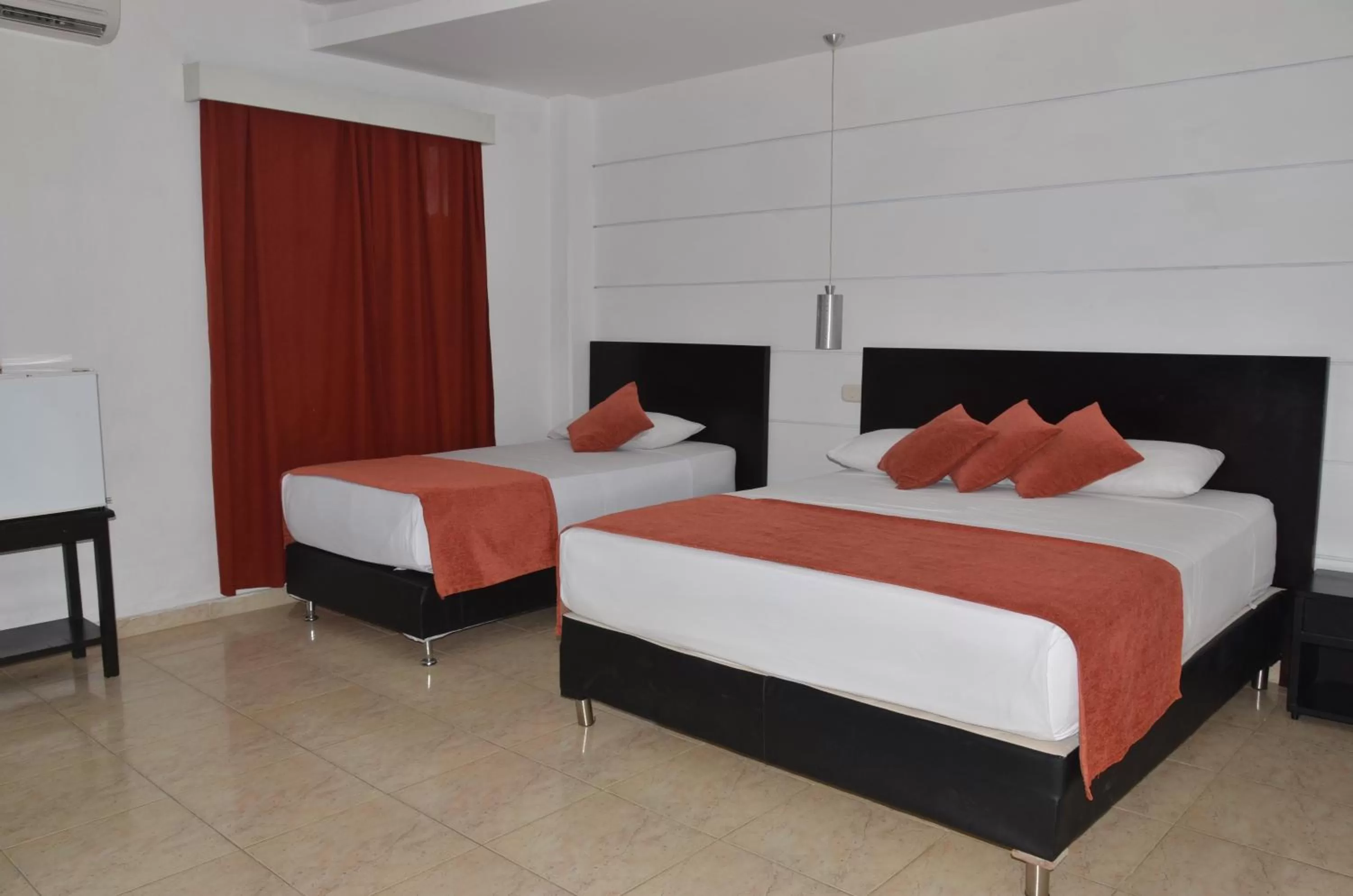 Photo of the whole room, Bed in Park Hotel