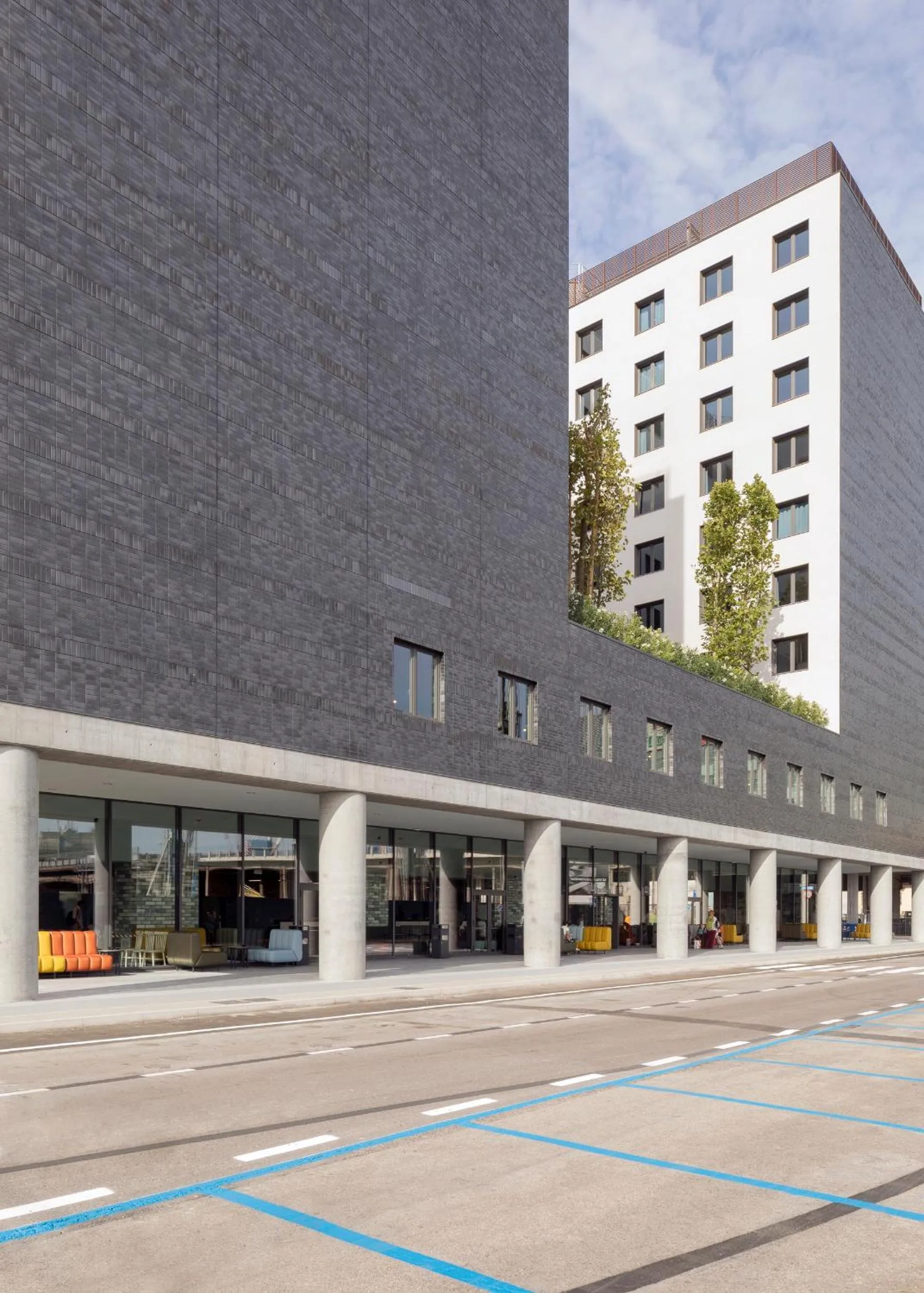 Facade/entrance in a&o Hostel Venezia Mestre