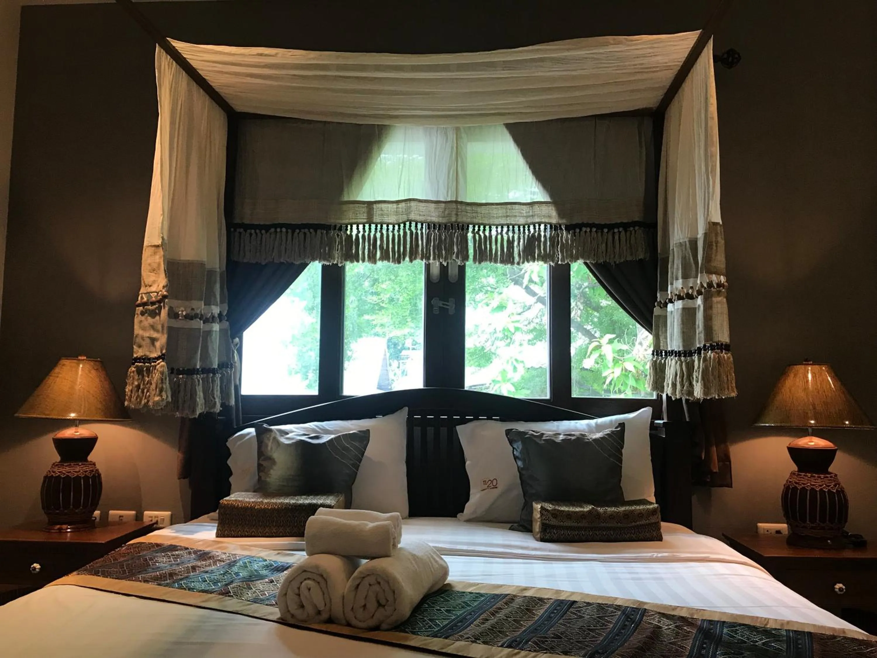 Bed in The Twenty Lodge