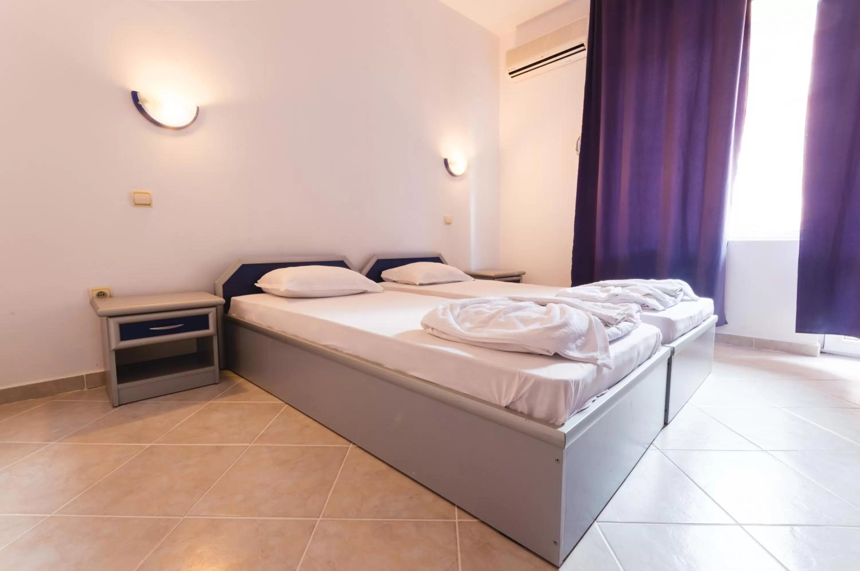 Photo of the whole room, Bed in Plovdiv Hotel