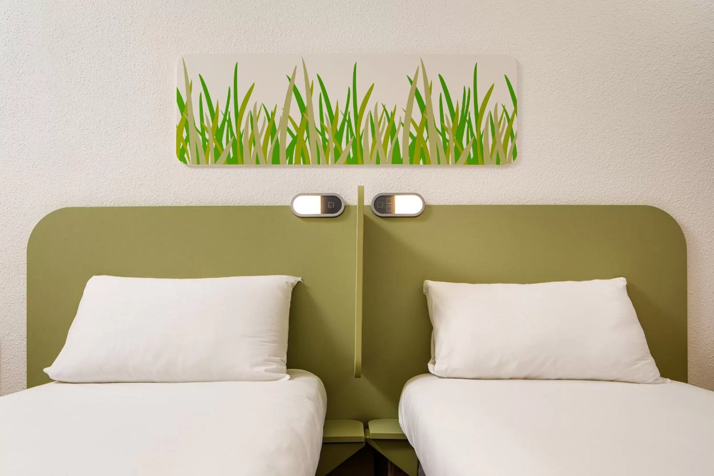 Bed in ibis budget Cardiff Centre