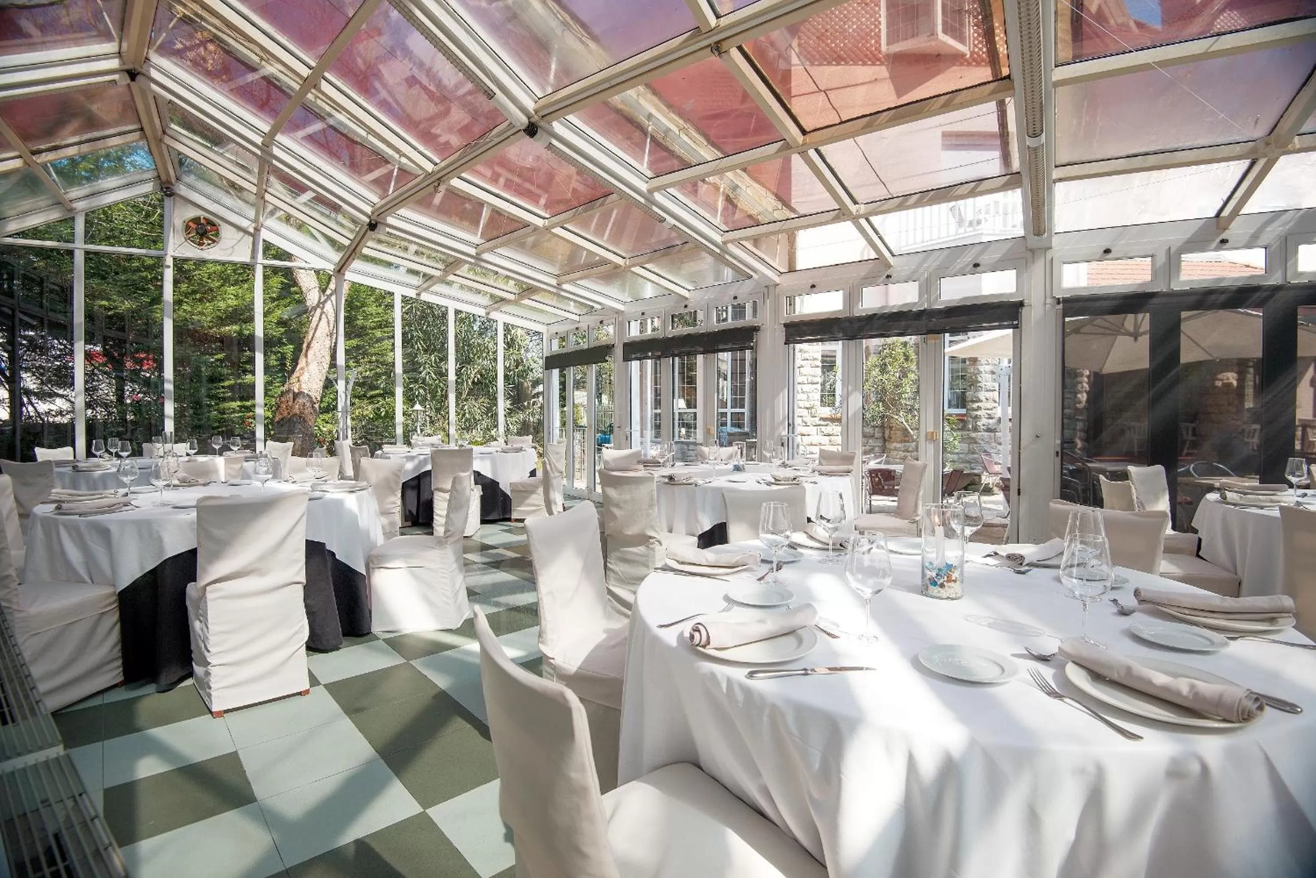 Day in Hotel Harrison Etxea