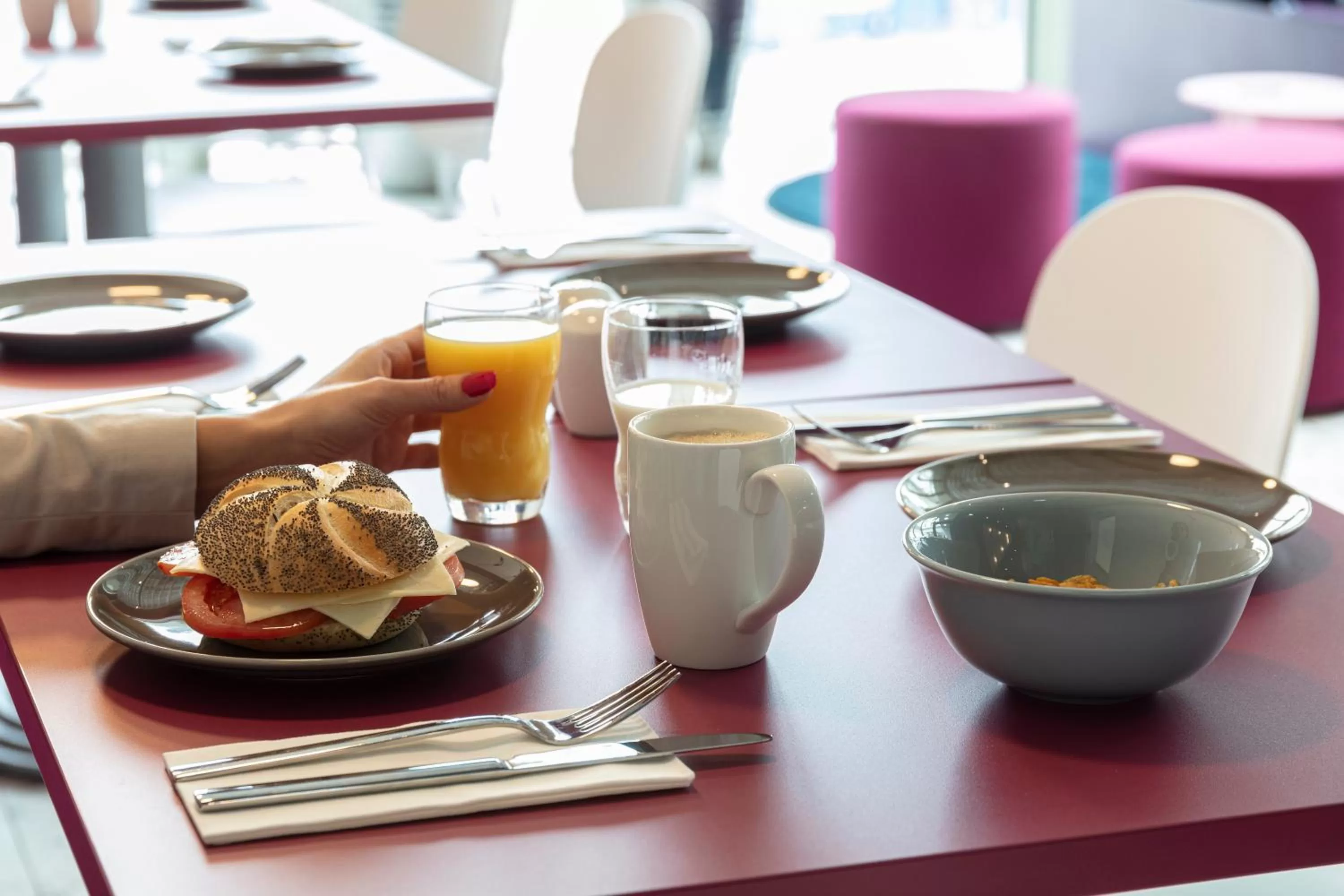 Breakfast in ibis Styles Muenchen Perlach