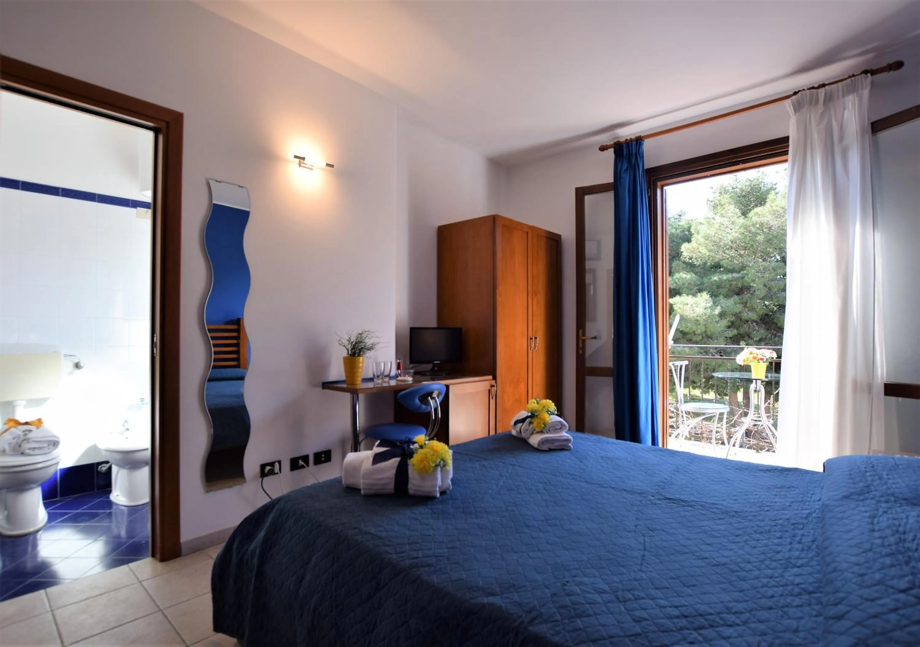 Bed in Hotel Iride by Marino Tourist