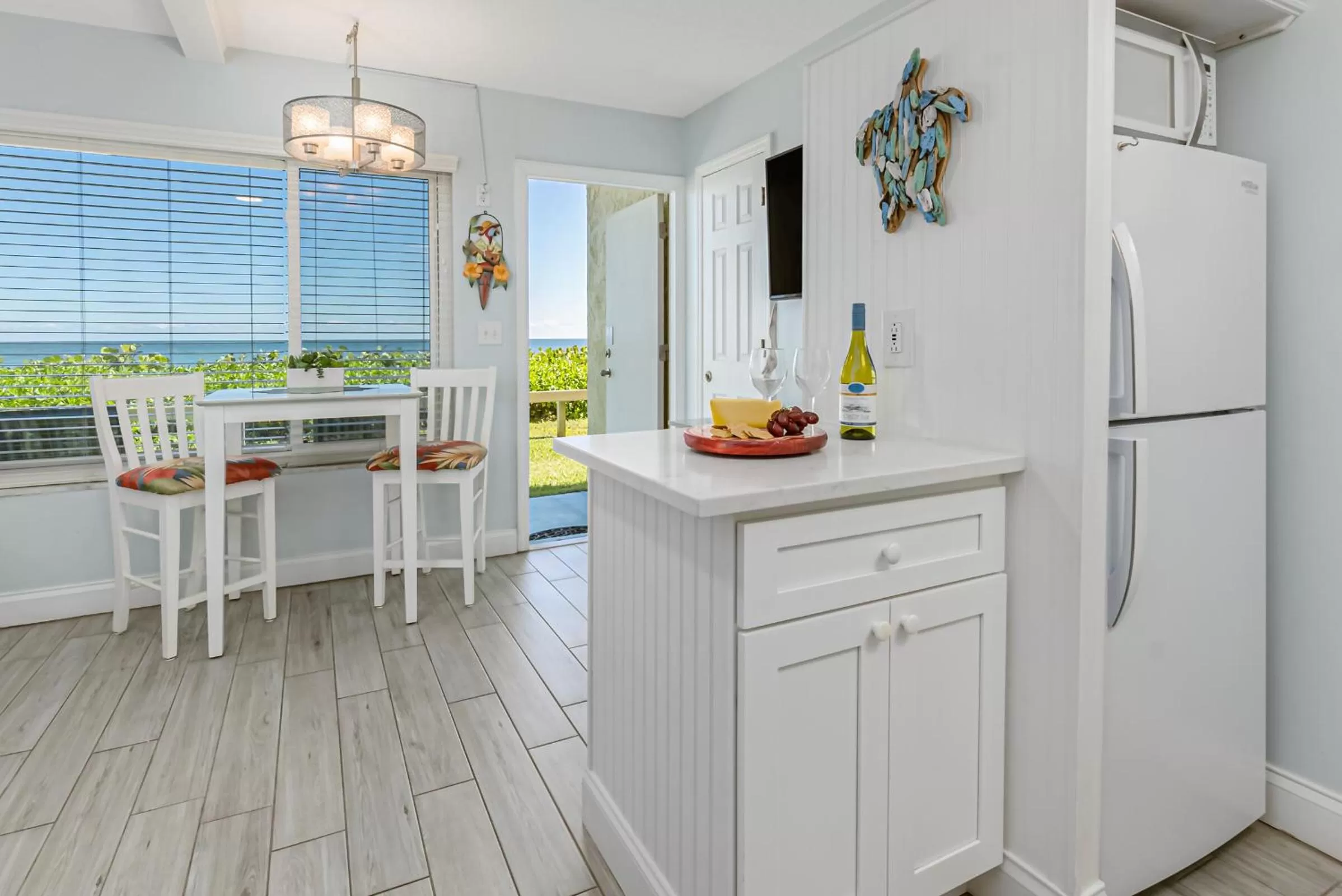 Kitchen or kitchenette in Tuckaway Shores Resort