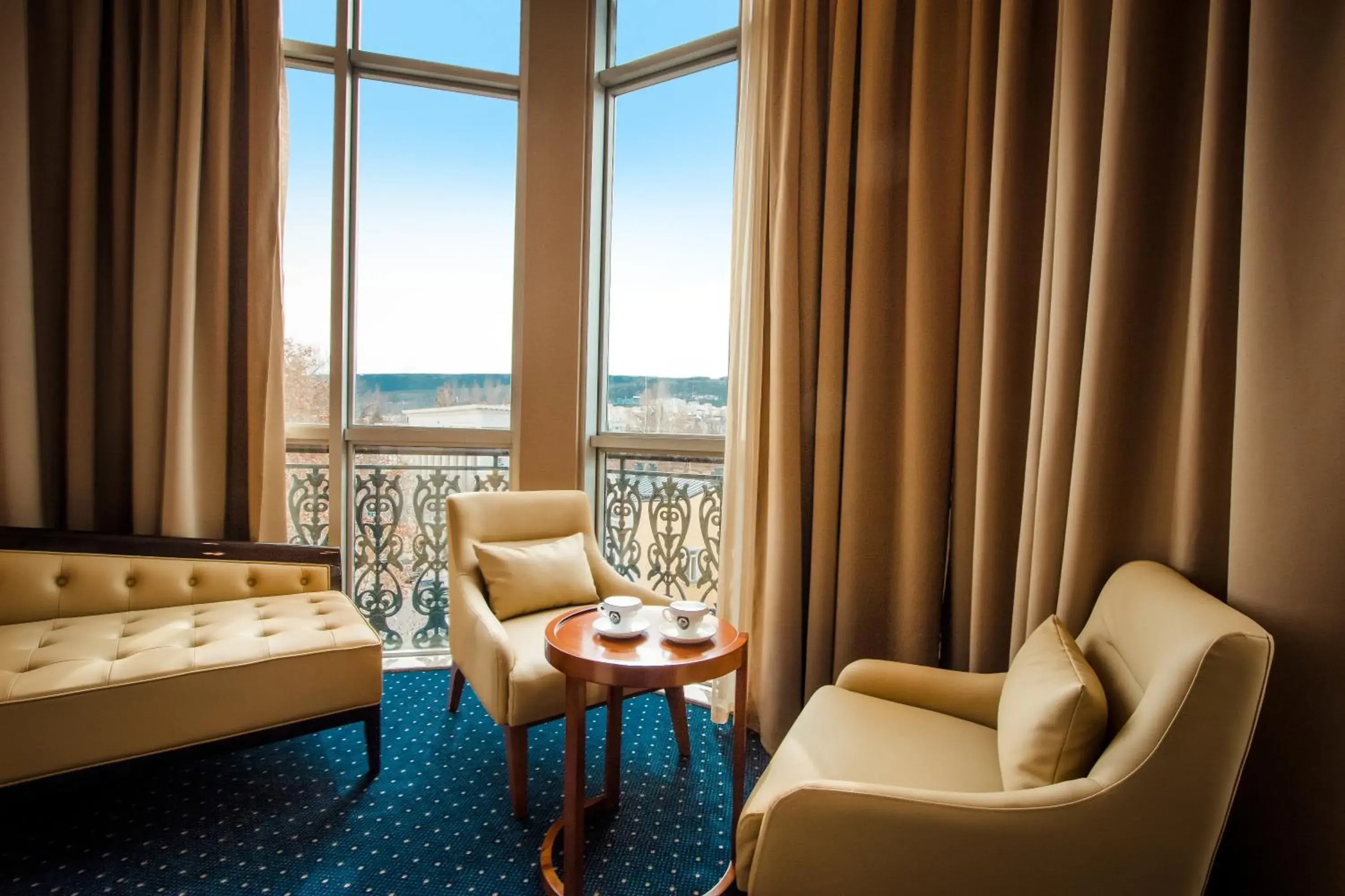 Junior Suite in New Tiflis Hotel Junior Suite in New Tiflis Hotel