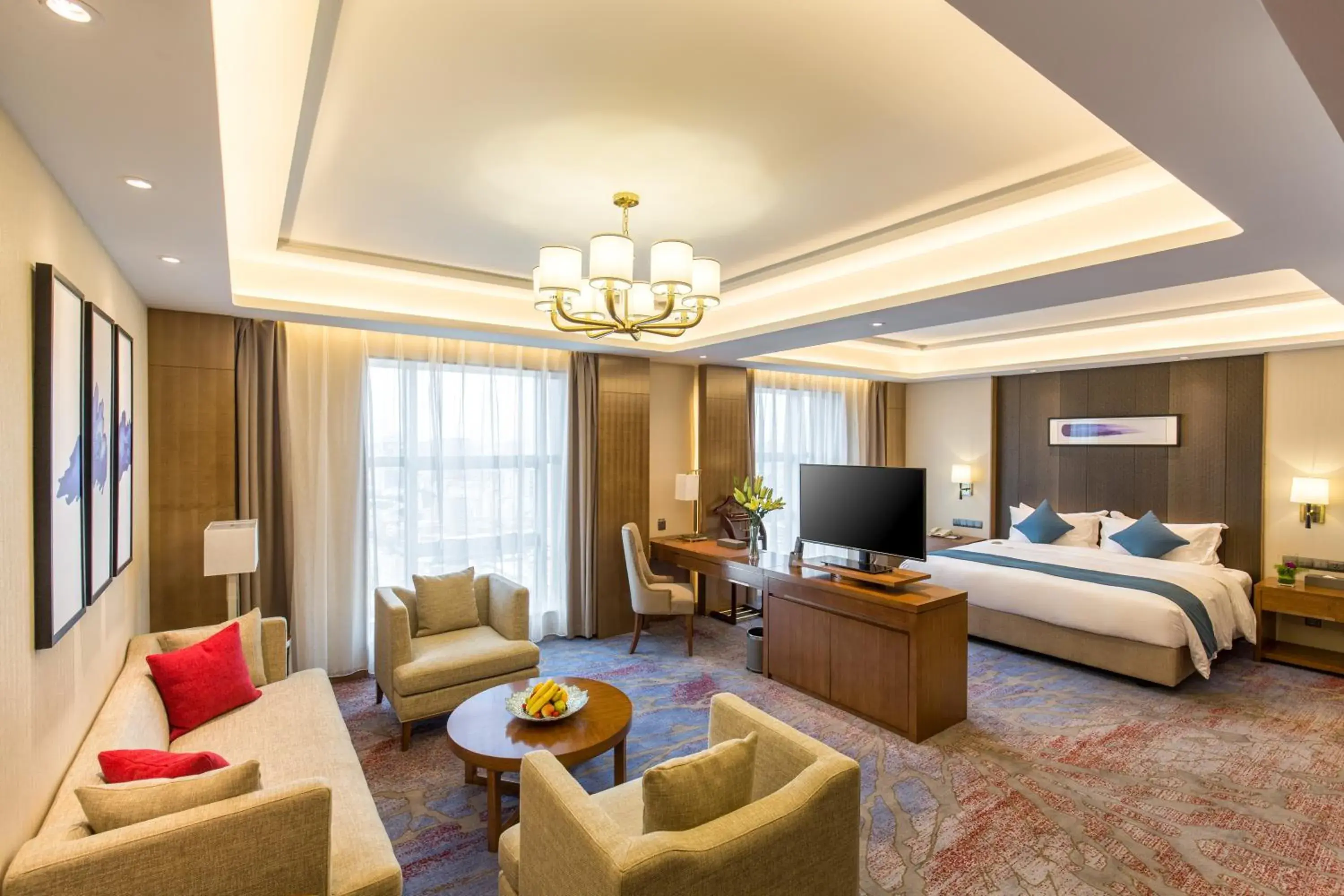 Deluxe Suite in Wan Yue Grand Skylight Hotel Deluxe Suite in Wan Yue Grand Skylight Hotel