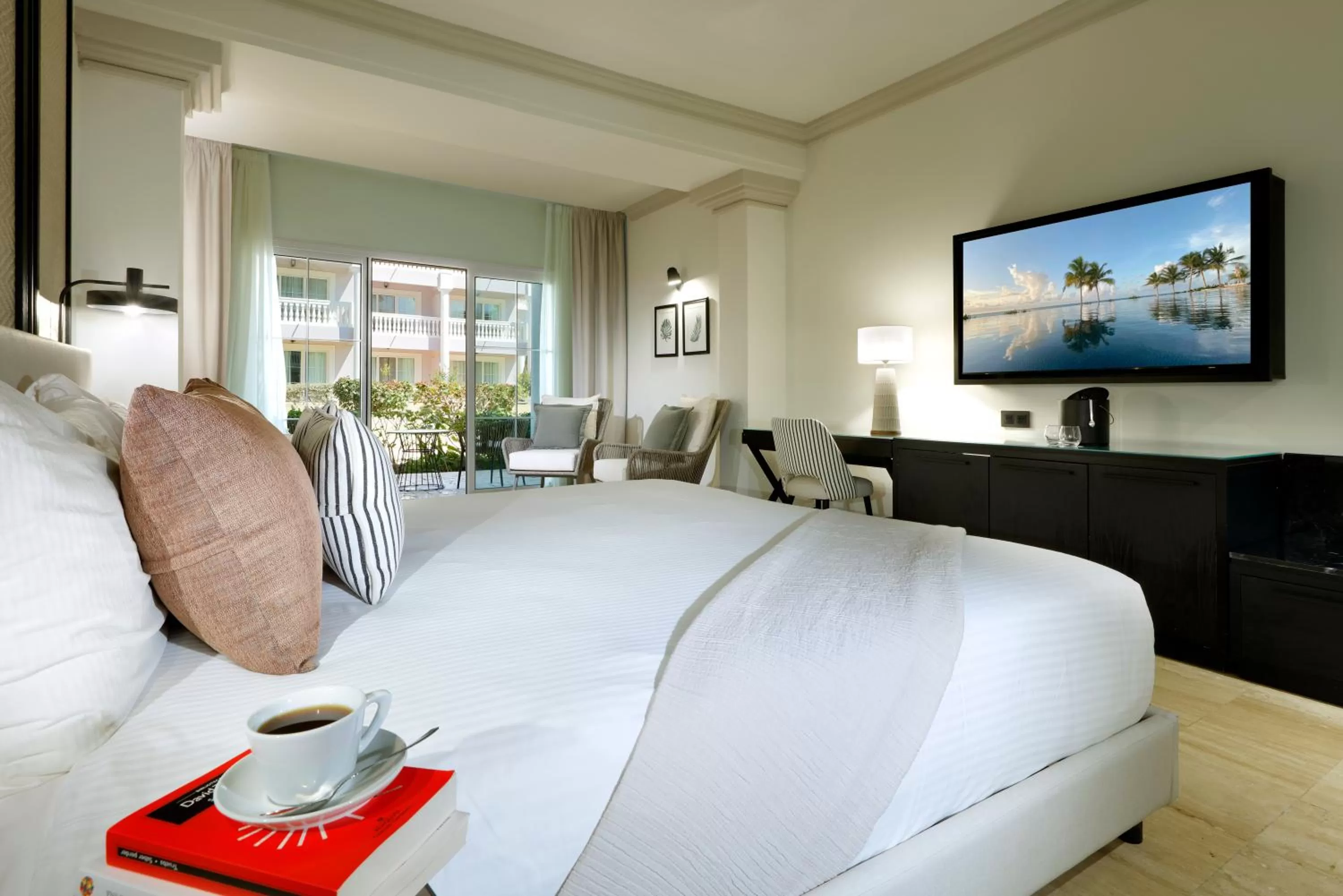 Bedroom, Bed in Grand Palladium Jamaica Resort & Spa All Inclusive