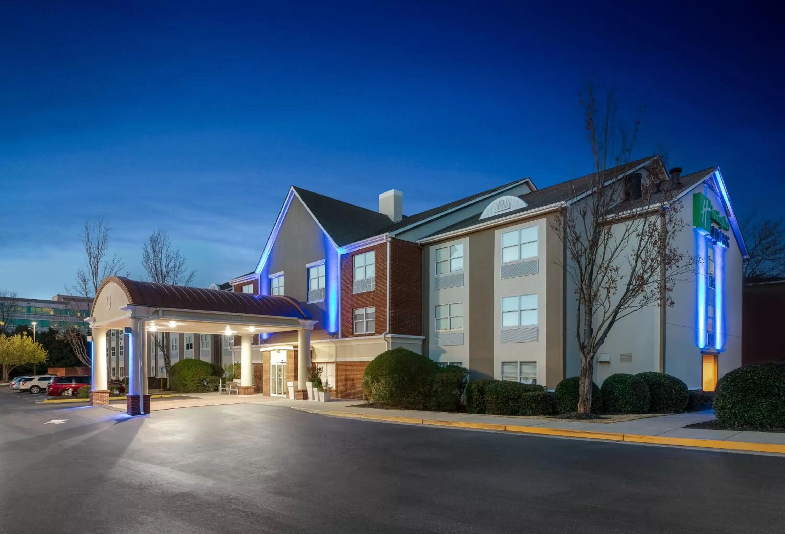 Holiday Inn Express Alpharetta - Roswell by IHG