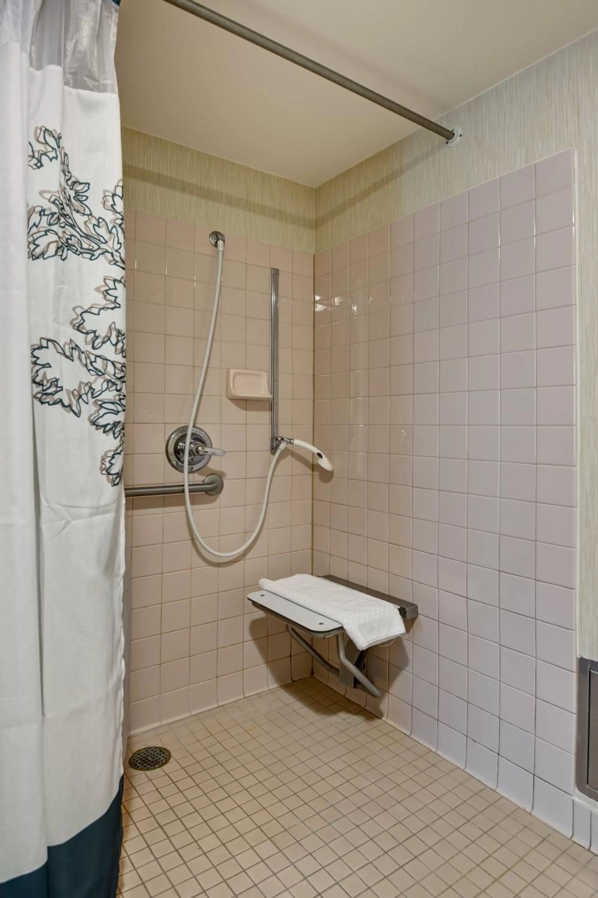 One-Bedroom Queen Suite with Sofa Bed in Residence Inn Los Angeles LAX/El Segundo