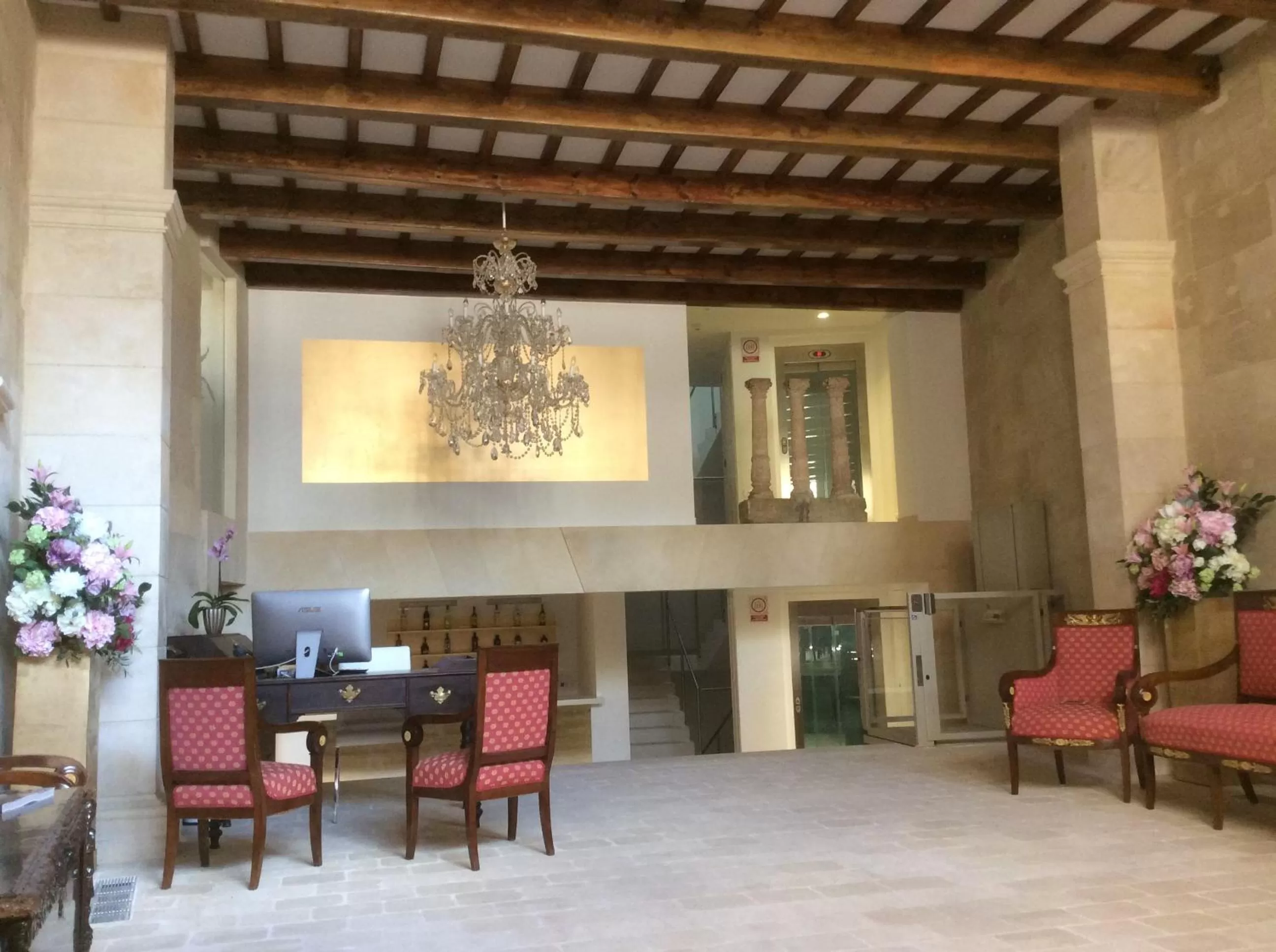 Facade/entrance in Sindic Hotel - Adults Only