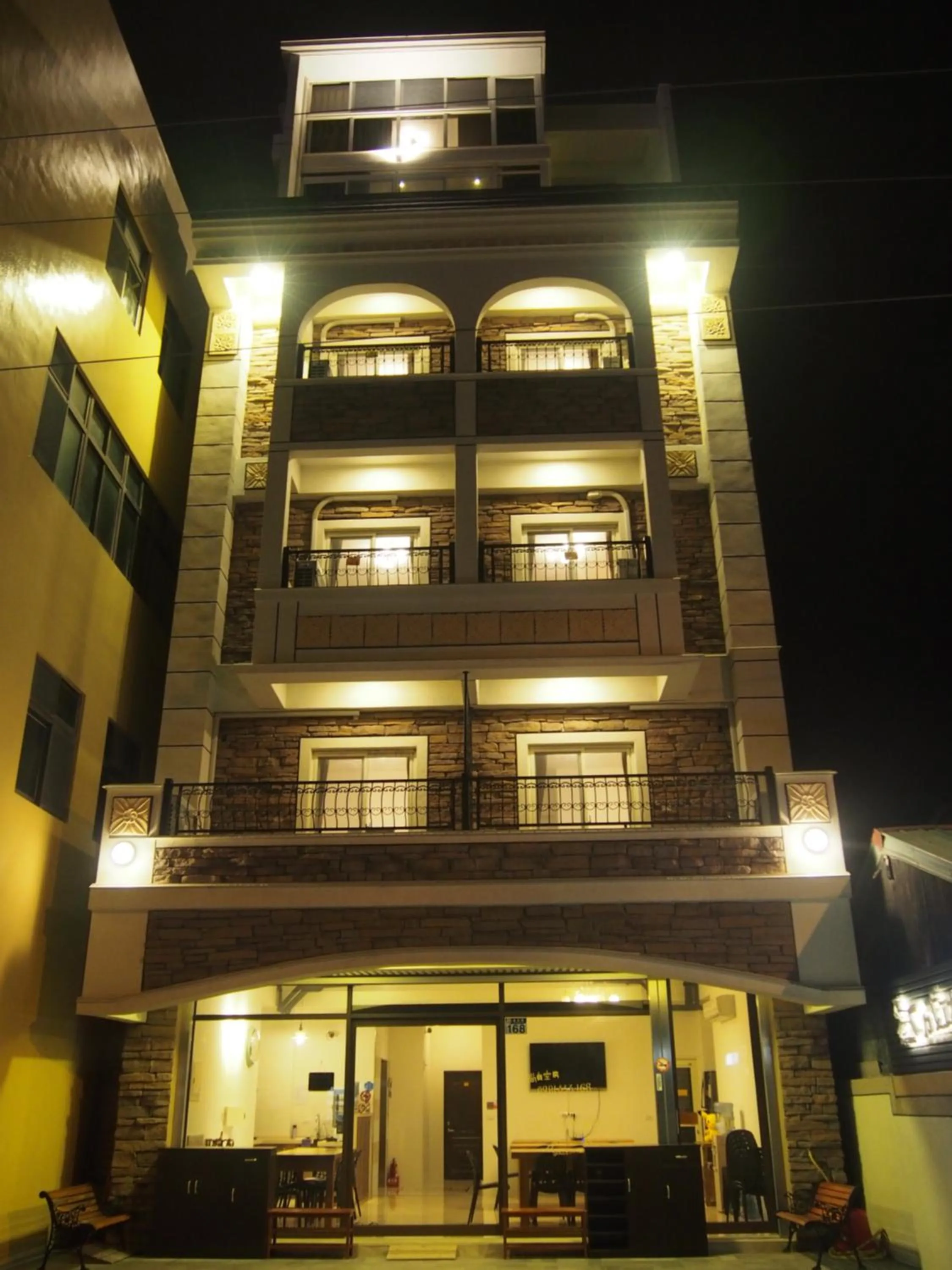 Property building in Successful 168 B&B