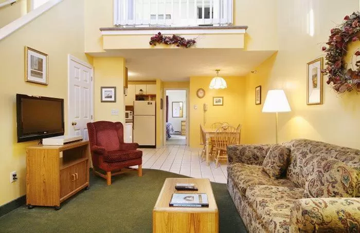 Suite in Misty Harbor Resort