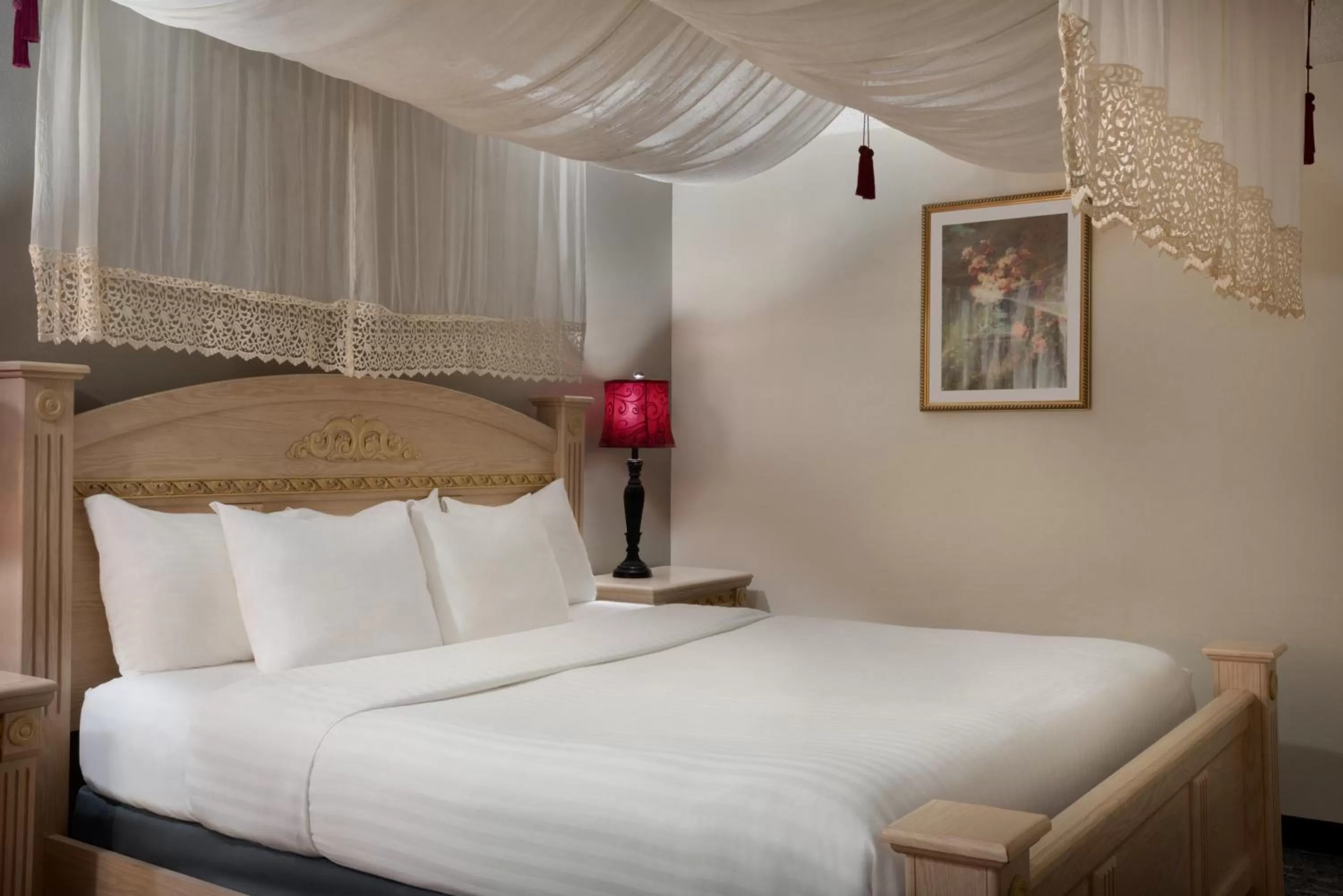 Other, Bed in Baymont by Wyndham Des Moines North