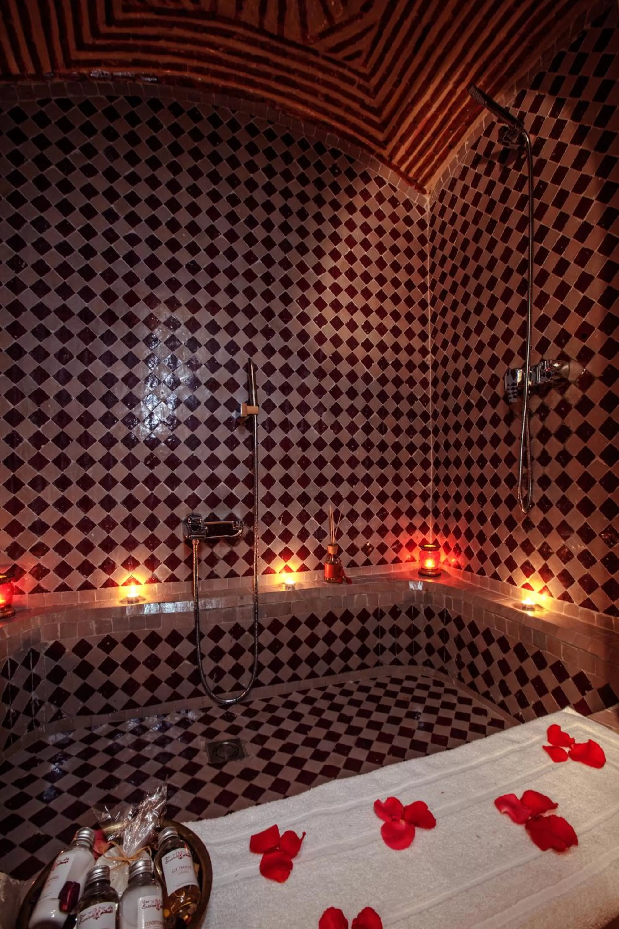 Bathroom in Riad Dar Essalam