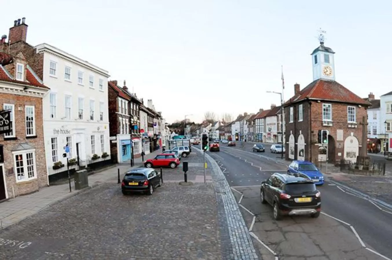 Restaurant/places to eat in OutRam 26