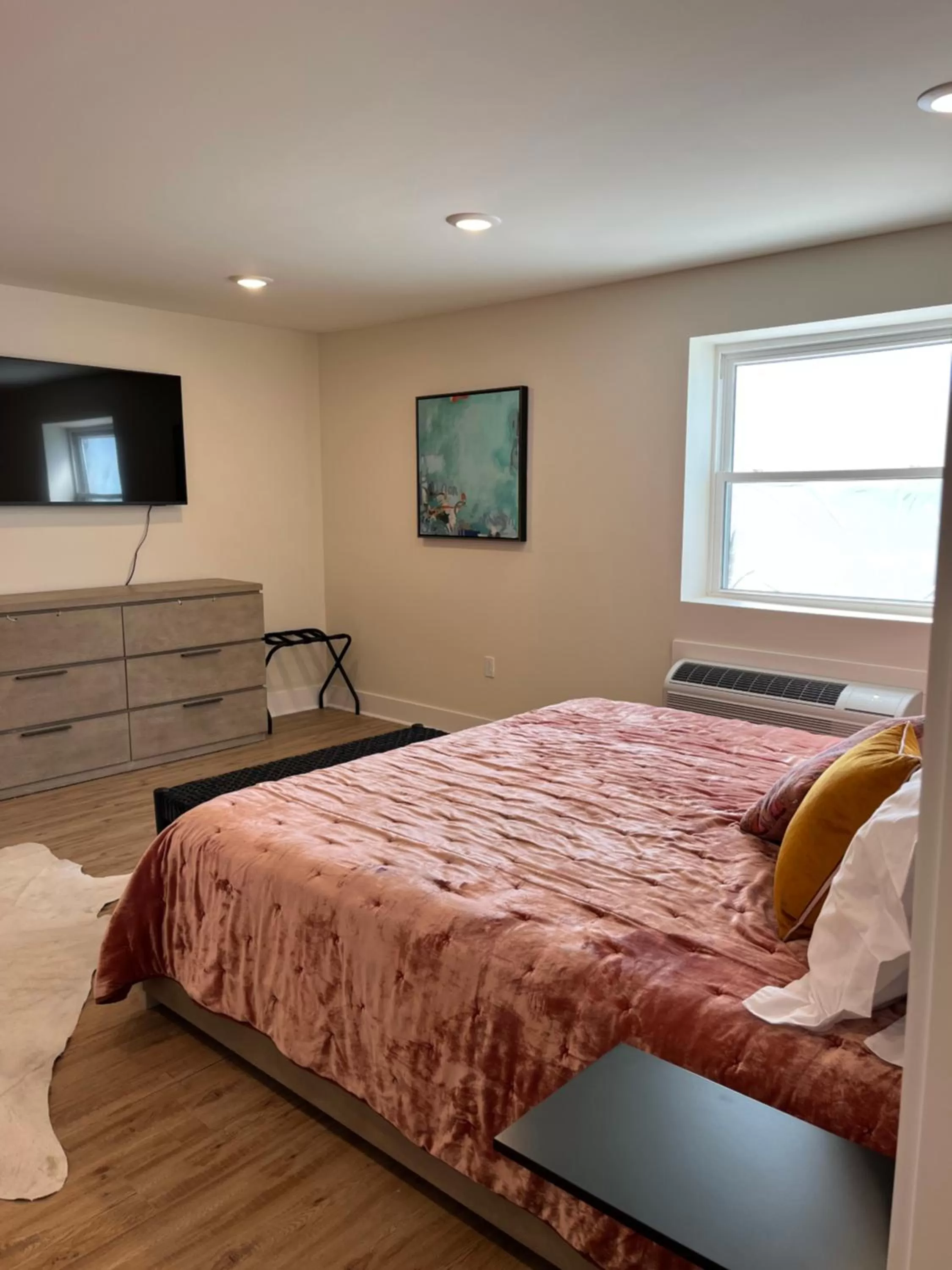 Bed in Lucky Inn New Orleans