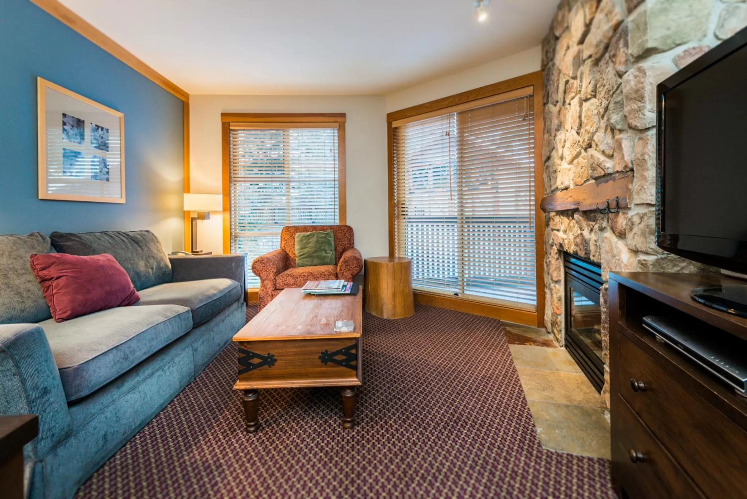 Living room in Legends Whistler, by Lodging Ovations