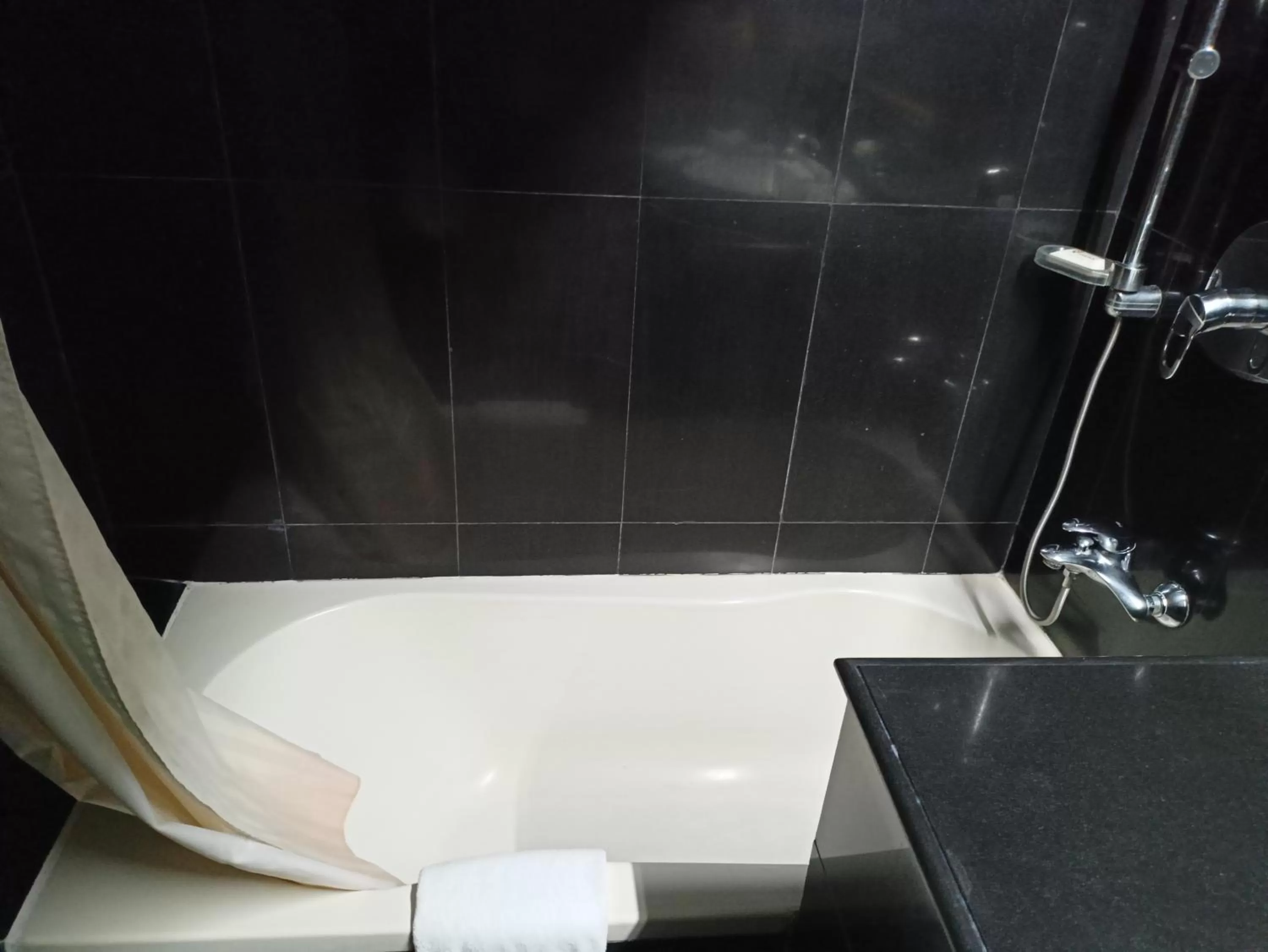 Bathroom in Hotel Sarina